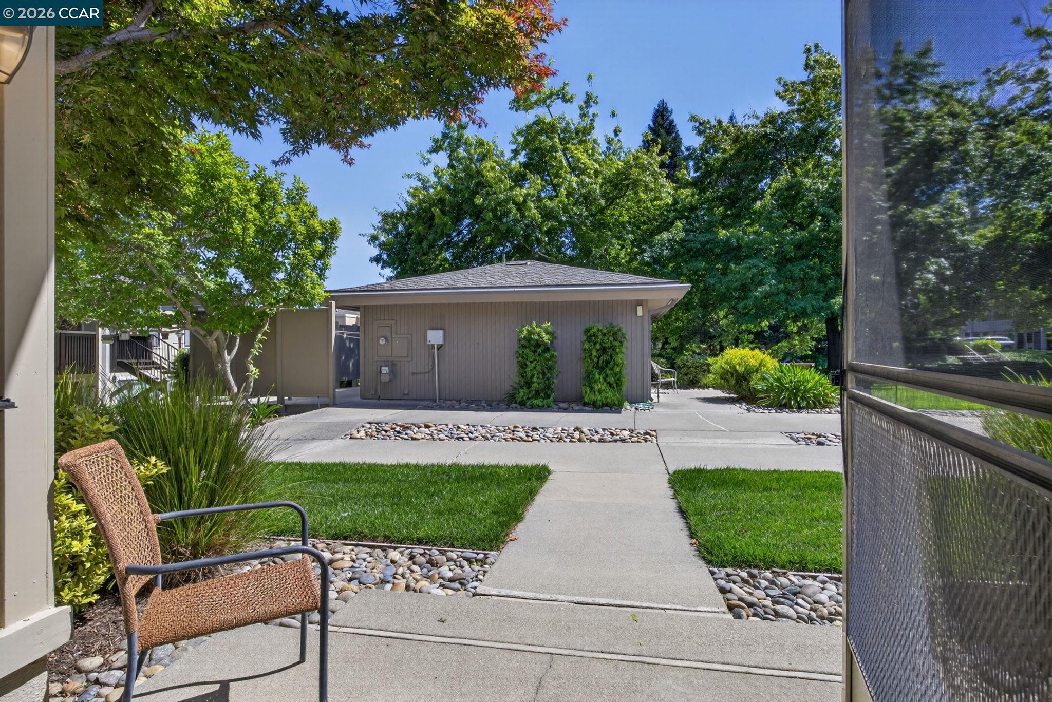 Photo #6: 41134756 Listing: Photo #6
