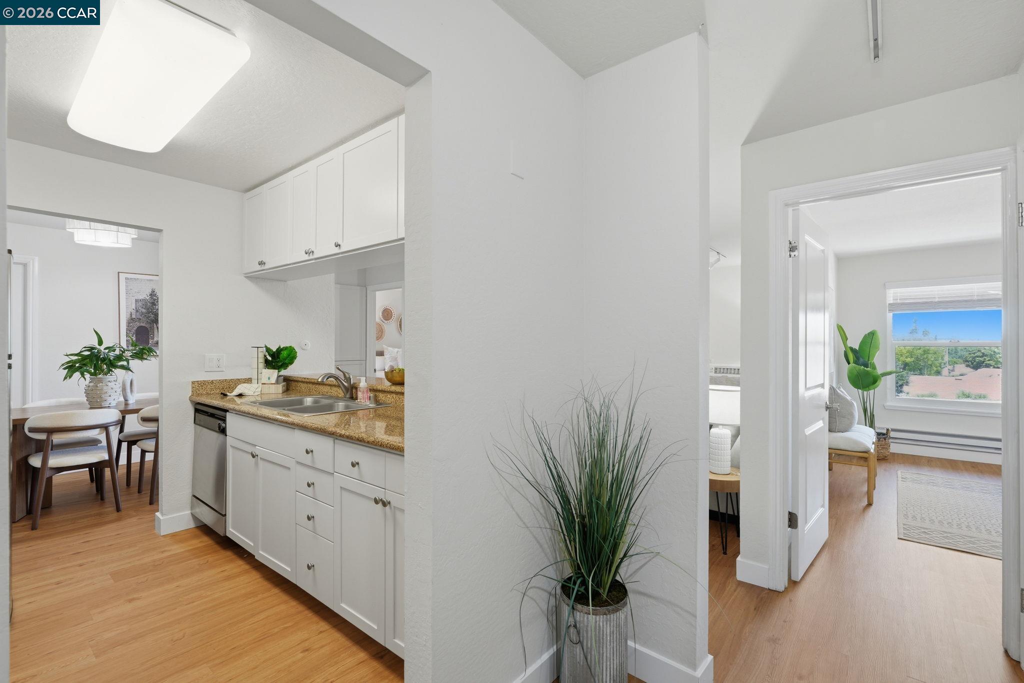 Photo #2: 41134757 Listing: Photo #2