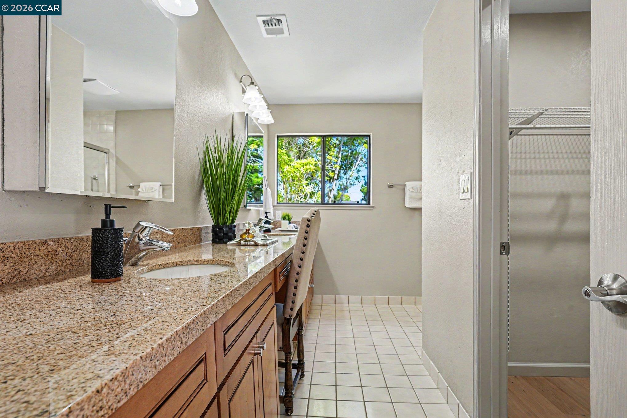 Photo #24: 41134759 Listing: Photo #24