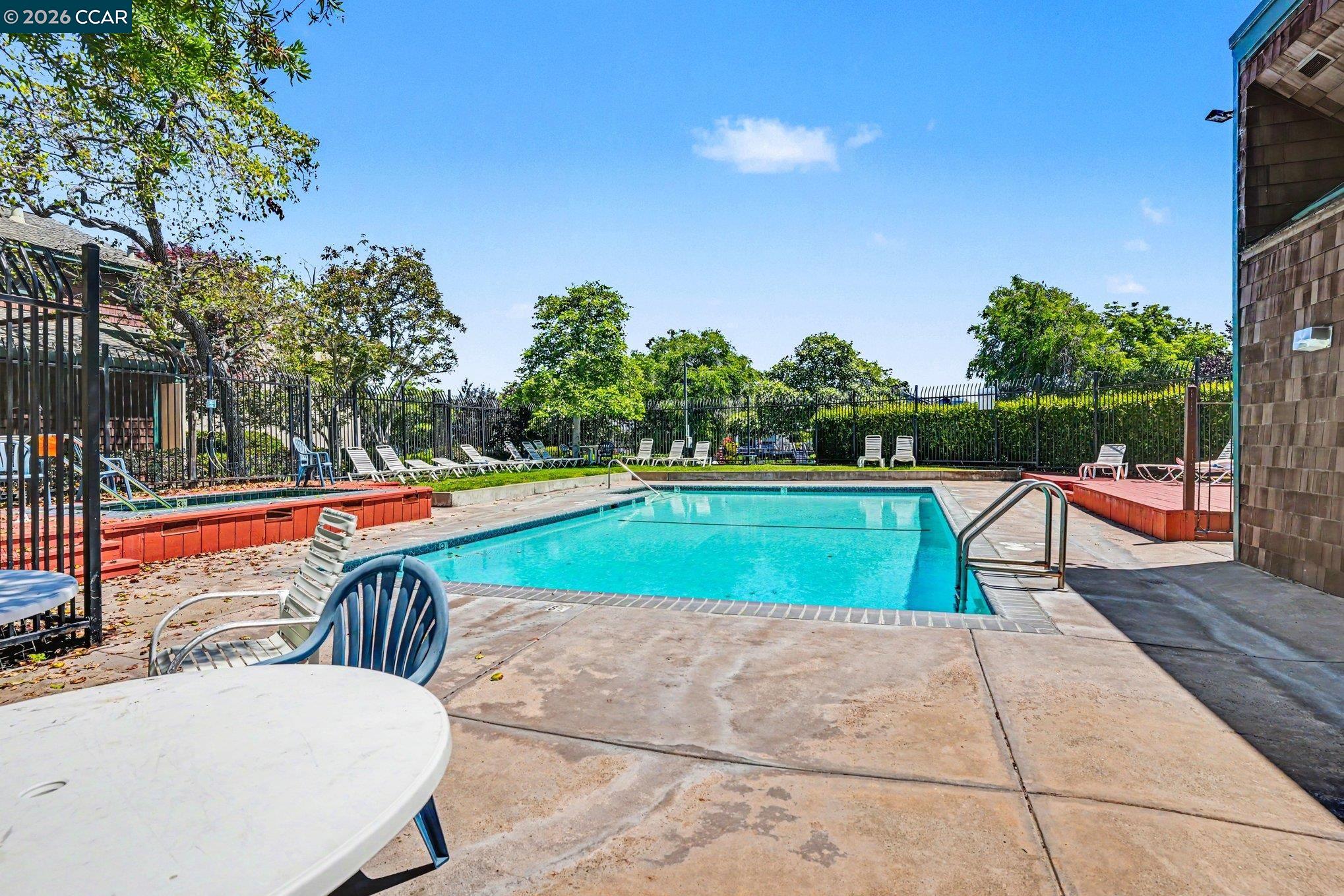 Photo #30: 41134759 Listing: Photo #30