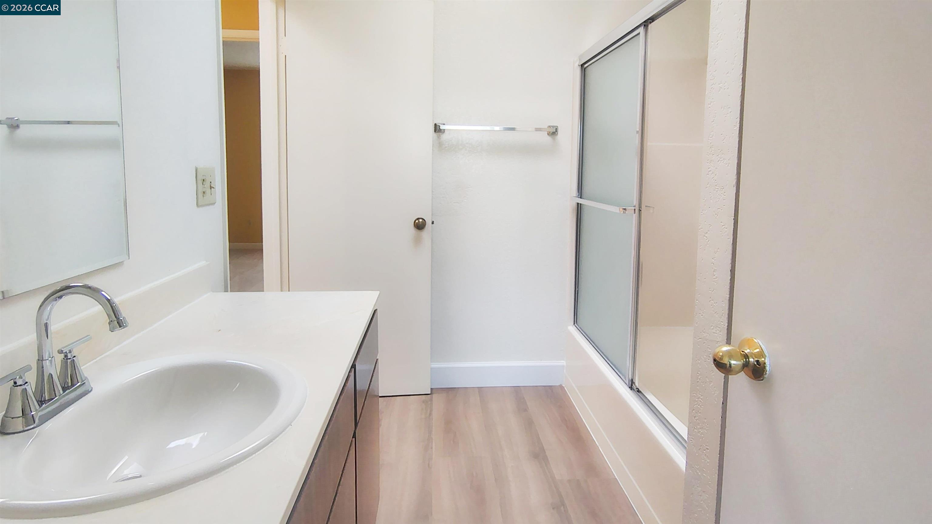 Photo #12: 41134777 Listing: Photo #12
