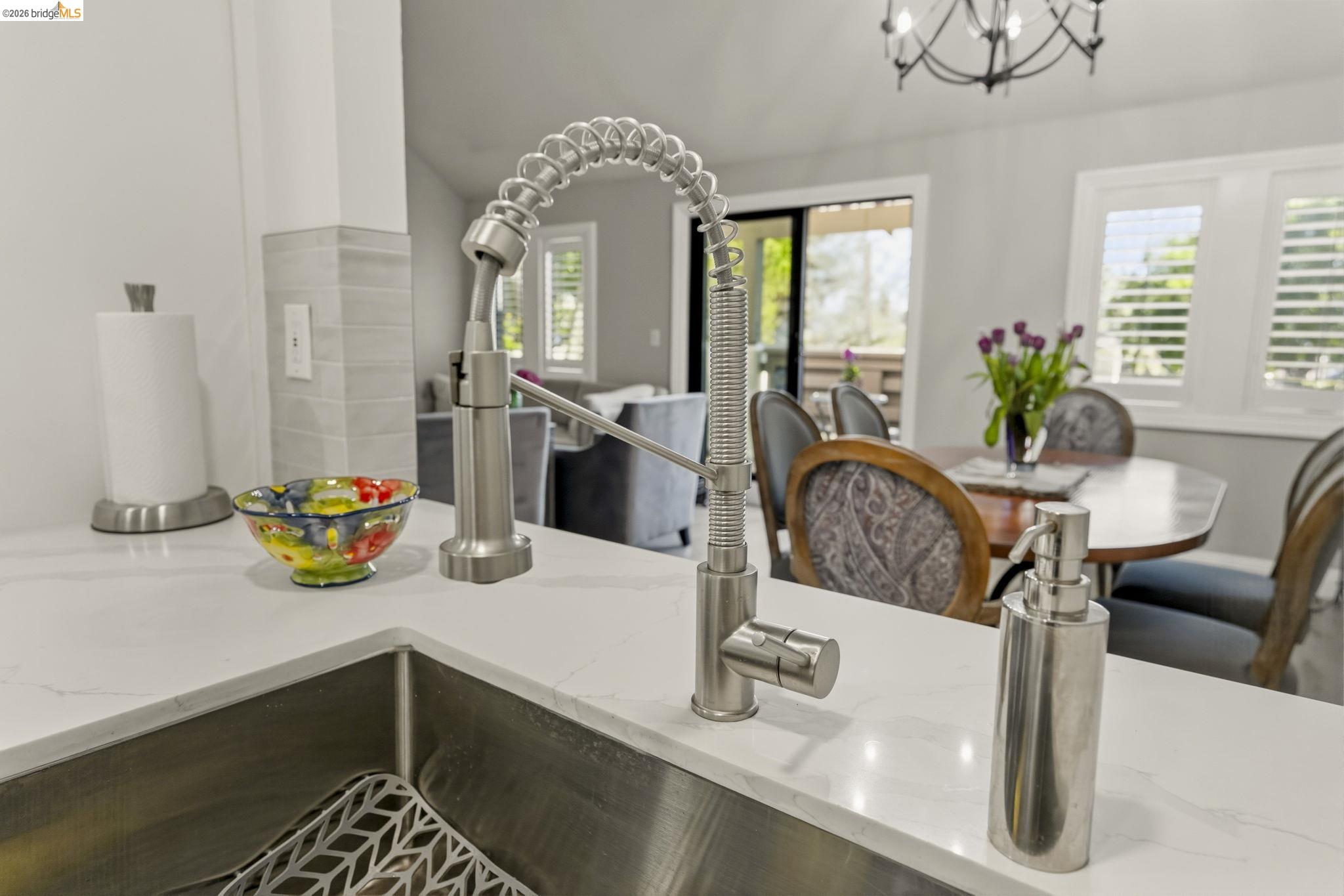 Photo #6: 41134778 Listing: Photo #6