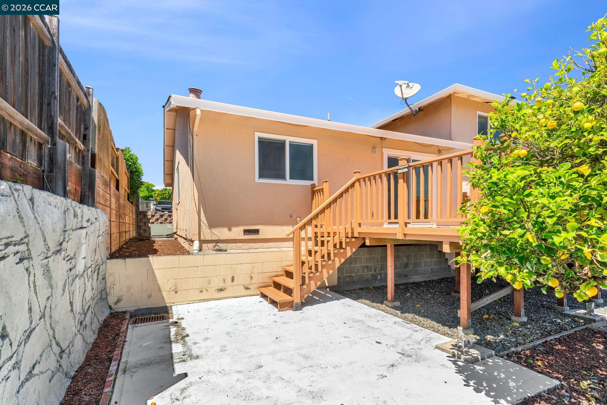 2240 Westwood Ln, Pittsburg CA 94565 — photo 48