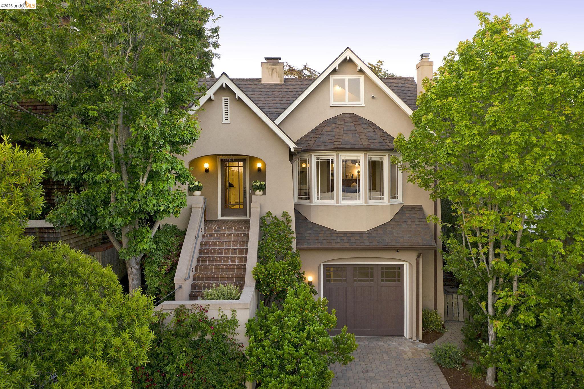 Homes For Sale in Piedmont, CA