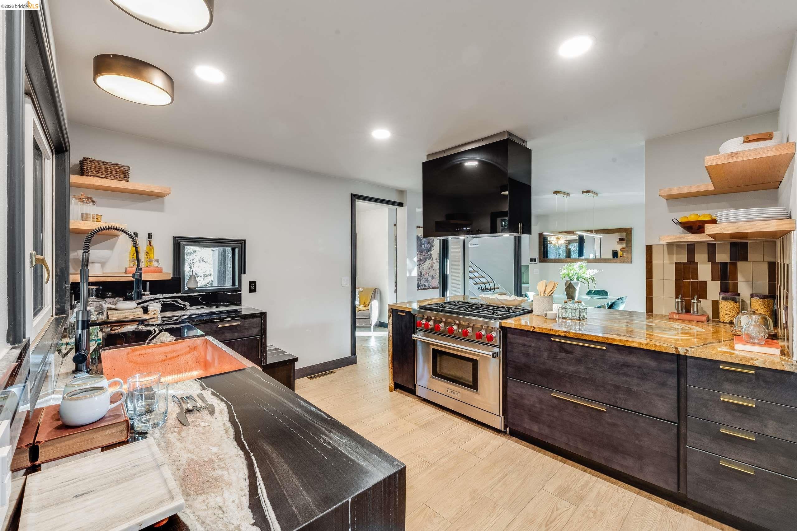 6048 Chelton Dr, Oakland CA 94611 — photo 10