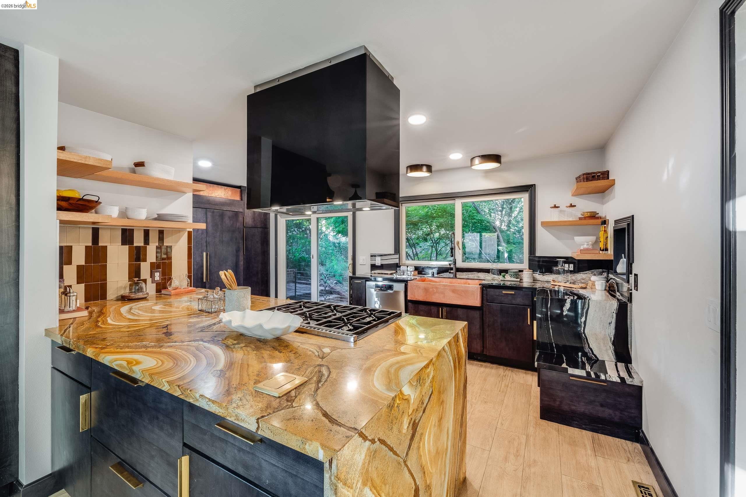 6048 Chelton Dr, Oakland CA 94611 — photo 8