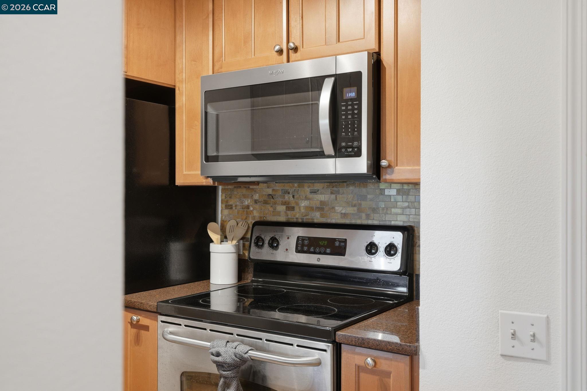 Photo #8: 41134818 Listing: Photo #8