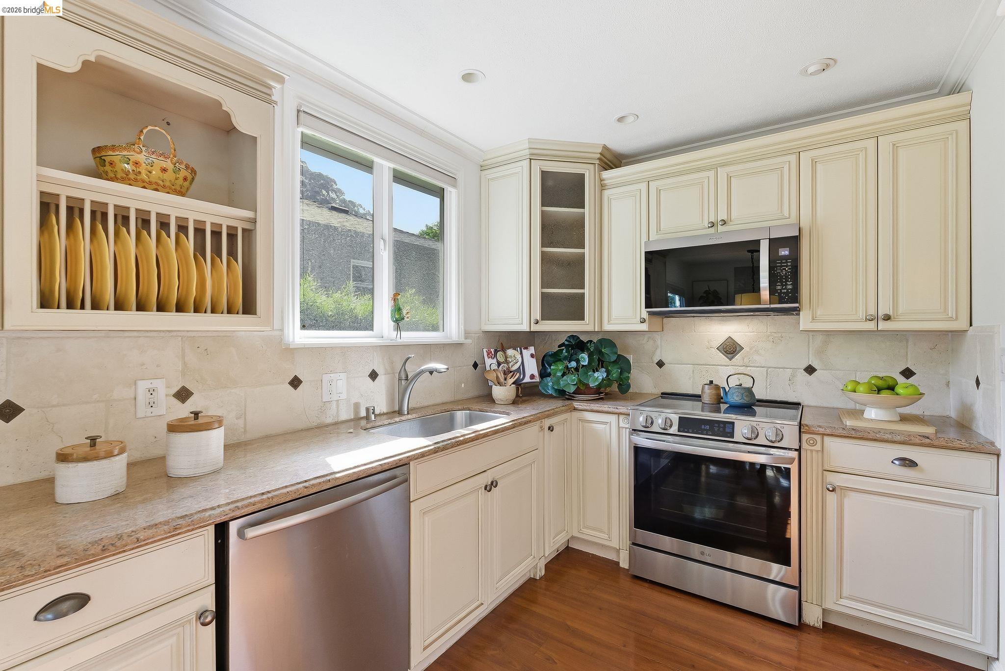 Photo #15: 41134819 Listing: Photo #15