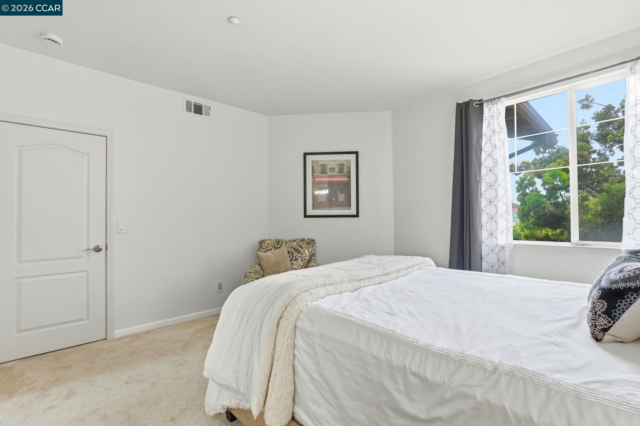 Photo #16: 41134829 Listing: Photo #16
