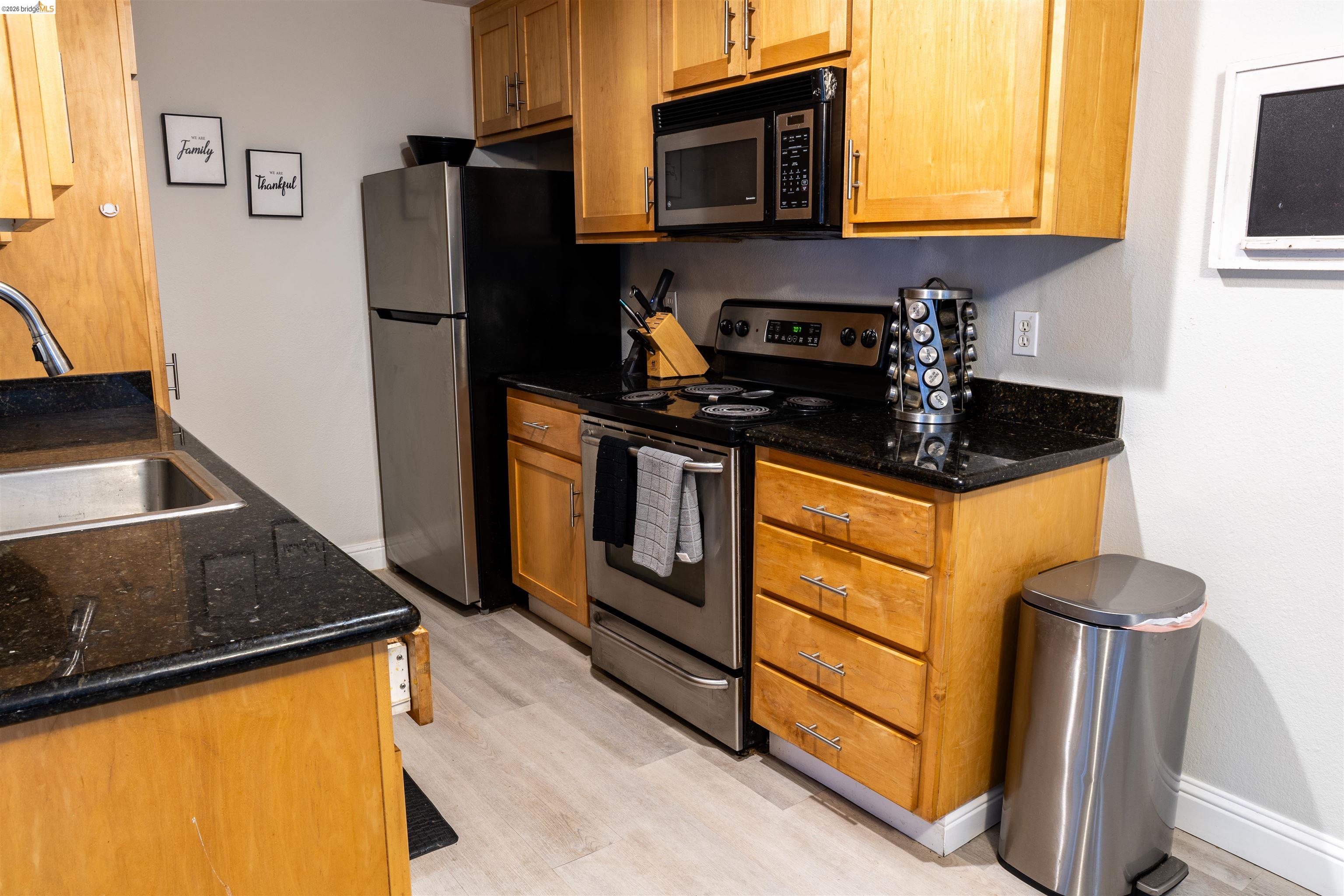 900 Cambridge Dr # 31, Benicia CA 94510 — photo 5
