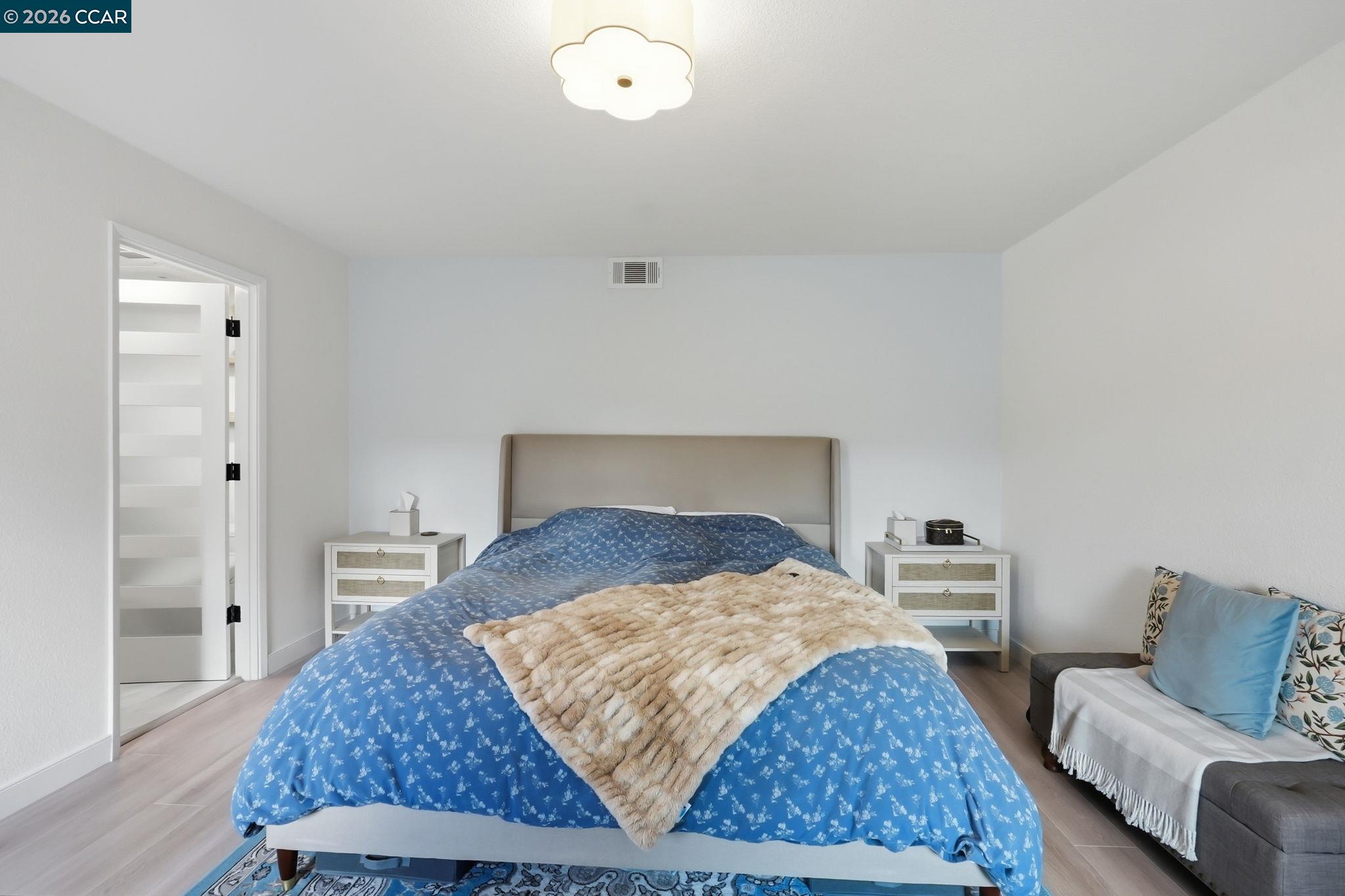 Photo #16: 41134851 Listing: Photo #16