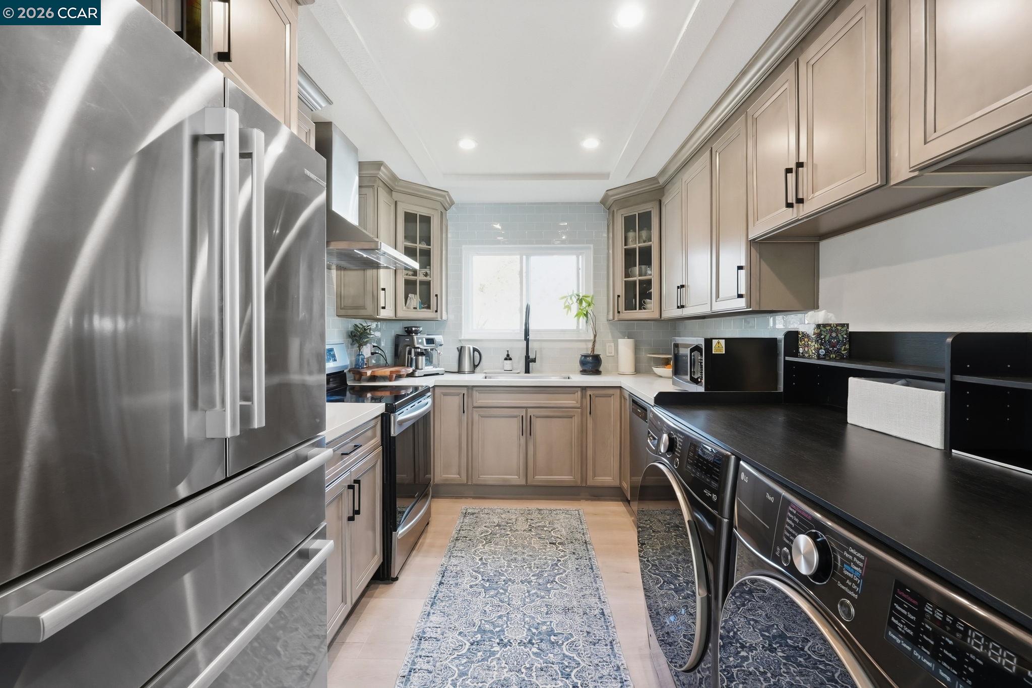 Photo #6: 41134851 Listing: Photo #6