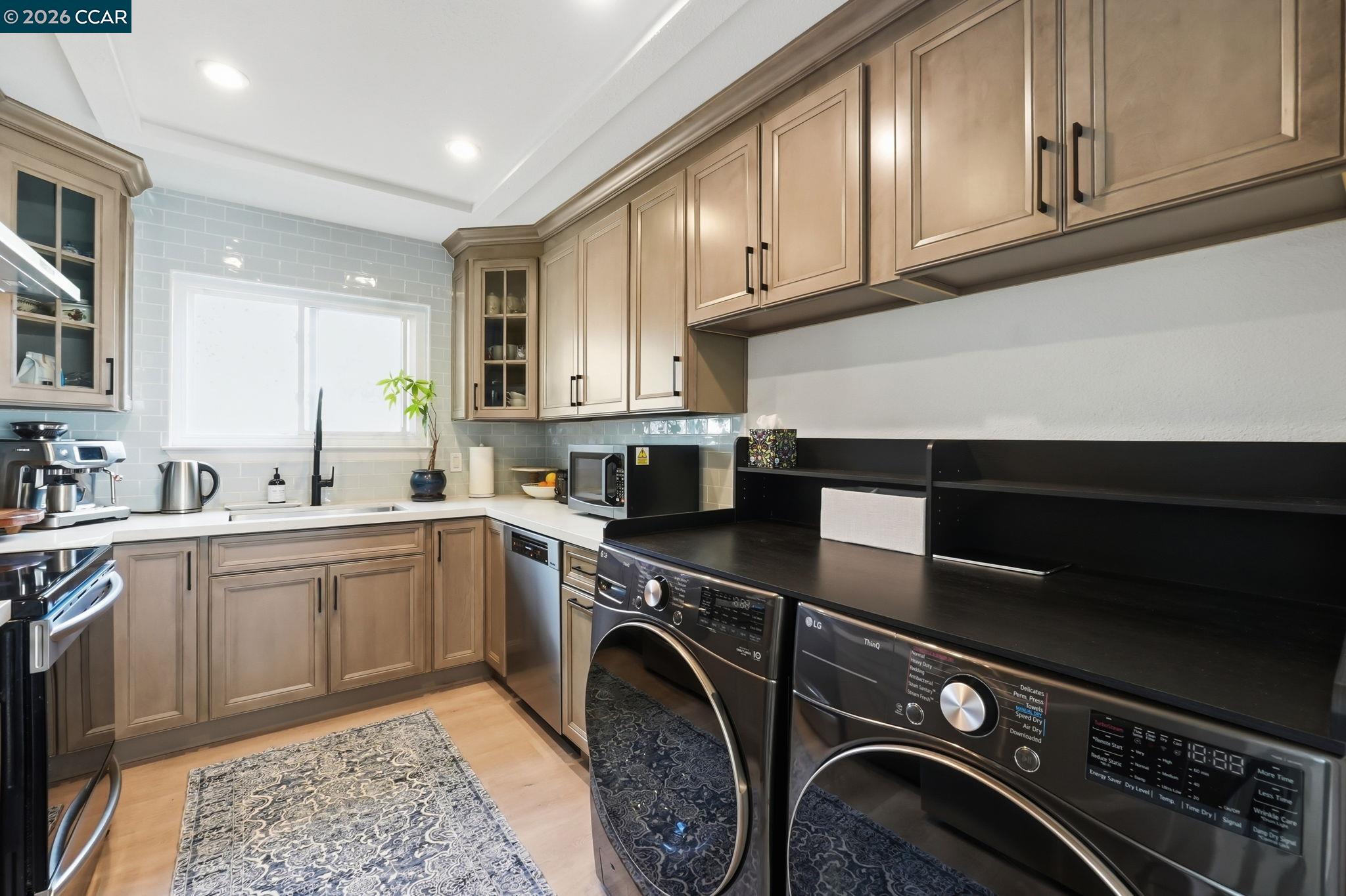 Photo #8: 41134851 Listing: Photo #8