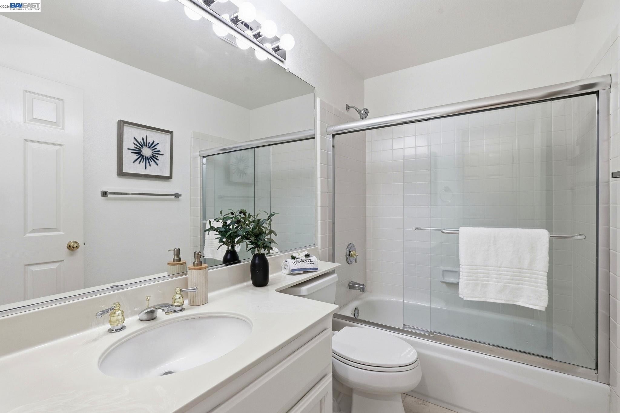Photo #32: 41134863 Listing: Photo #32