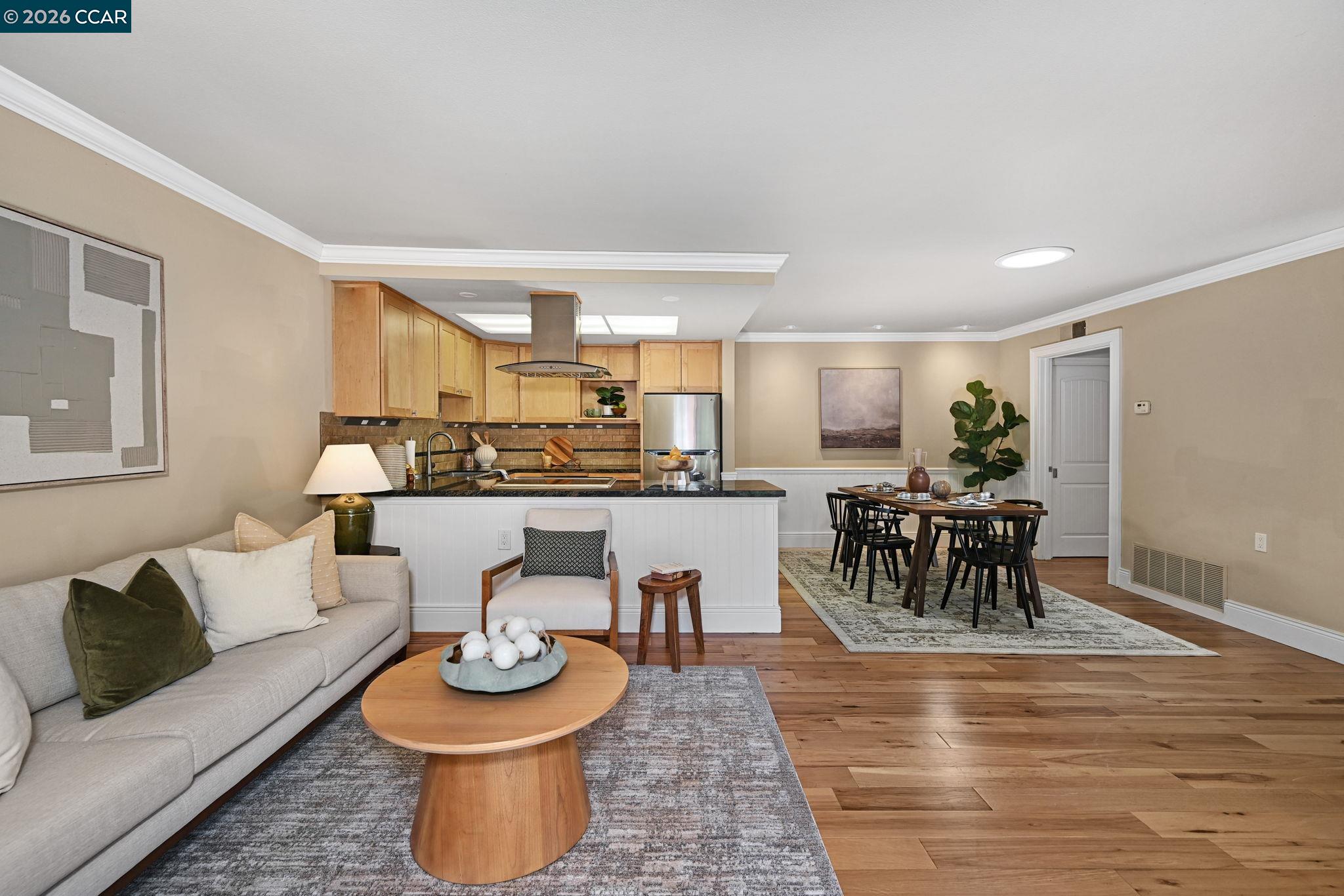 Photo #1: 41134870 Listing: Photo #1