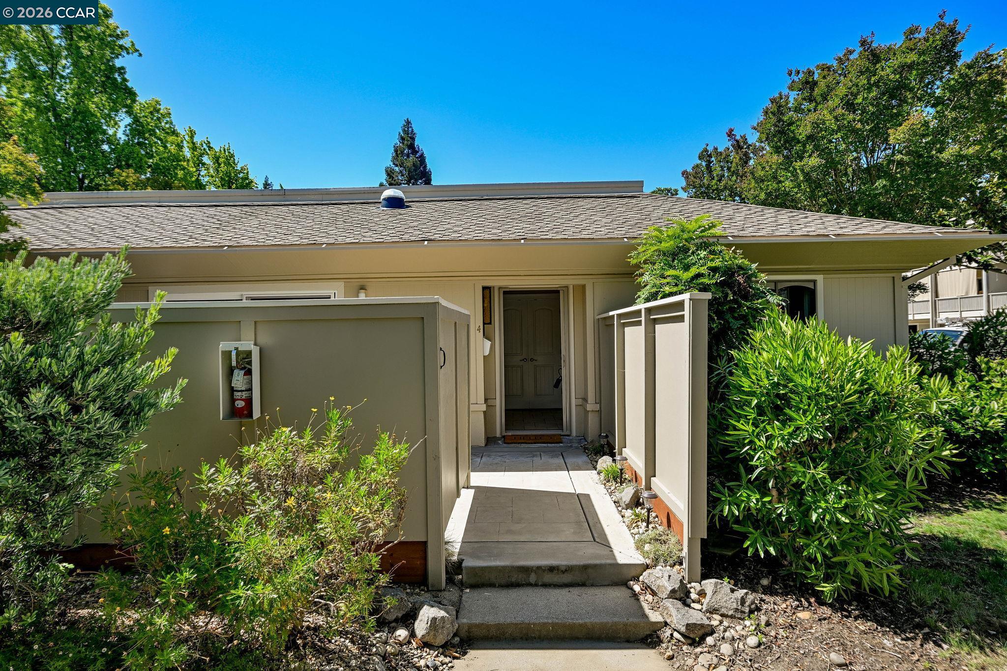 Photo #3: 41134870 Listing: Photo #3
