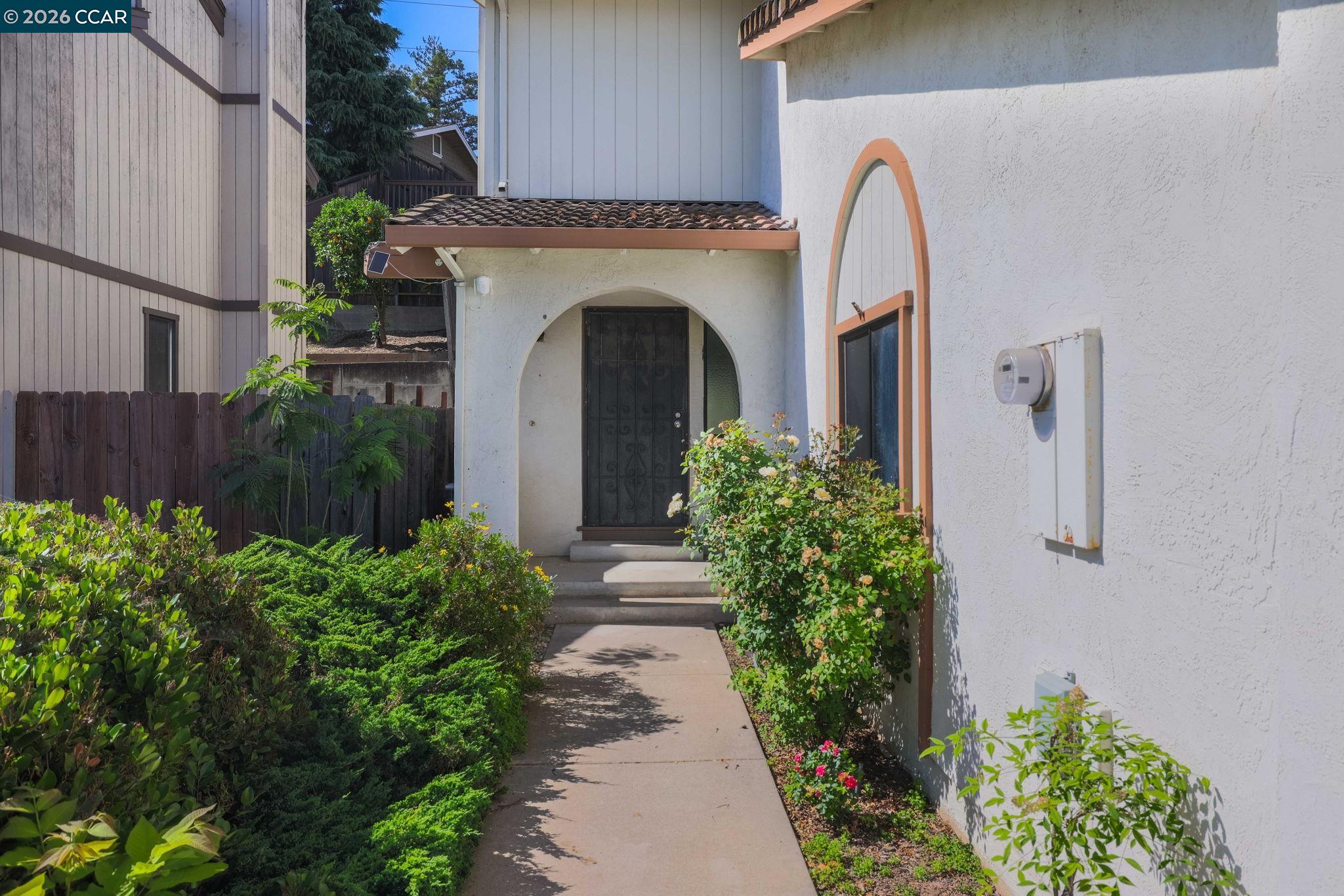 Photo #3: 41134875 Listing: Photo #3