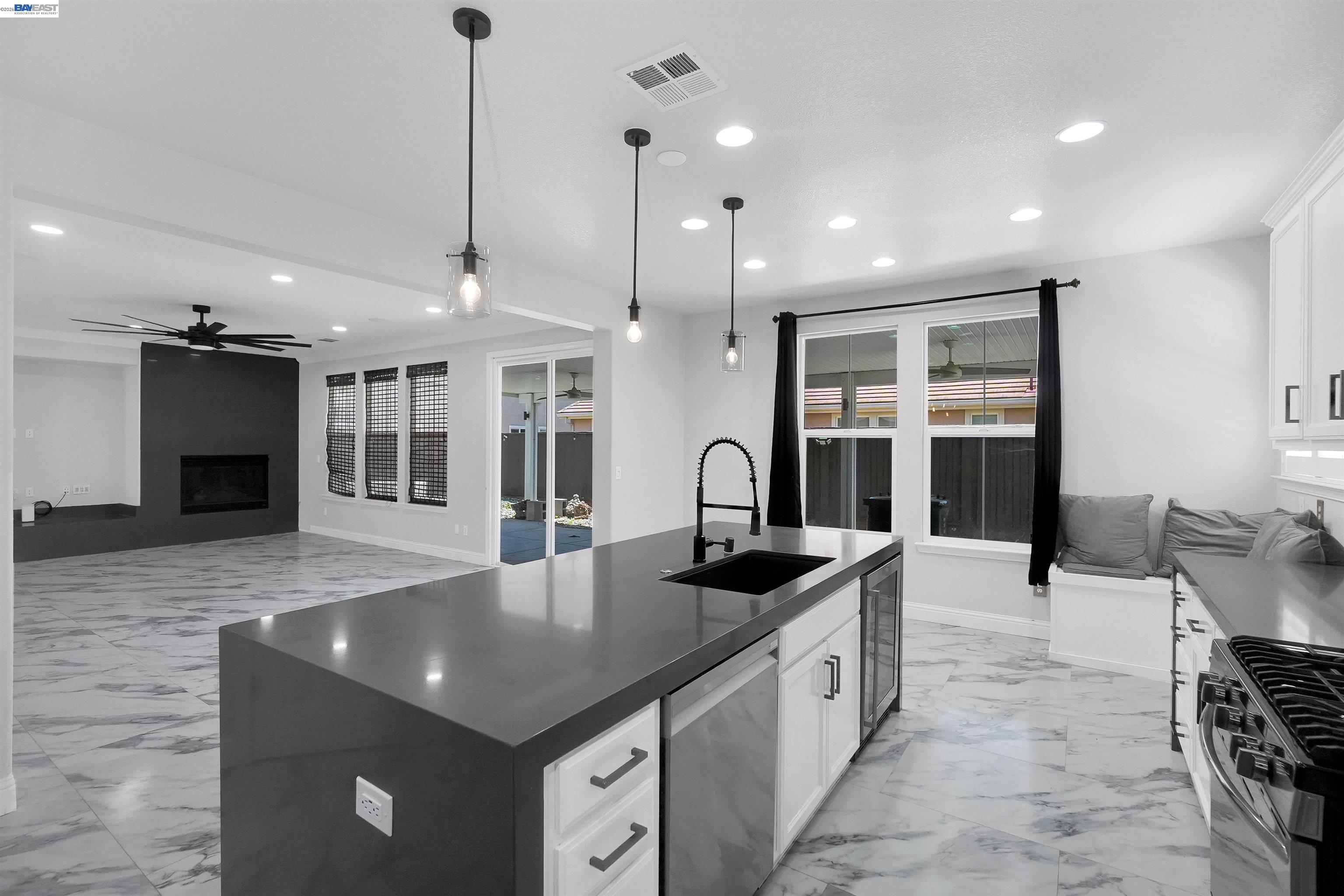 321 Myrtle Ln, Oakley CA 94561 — photo 35