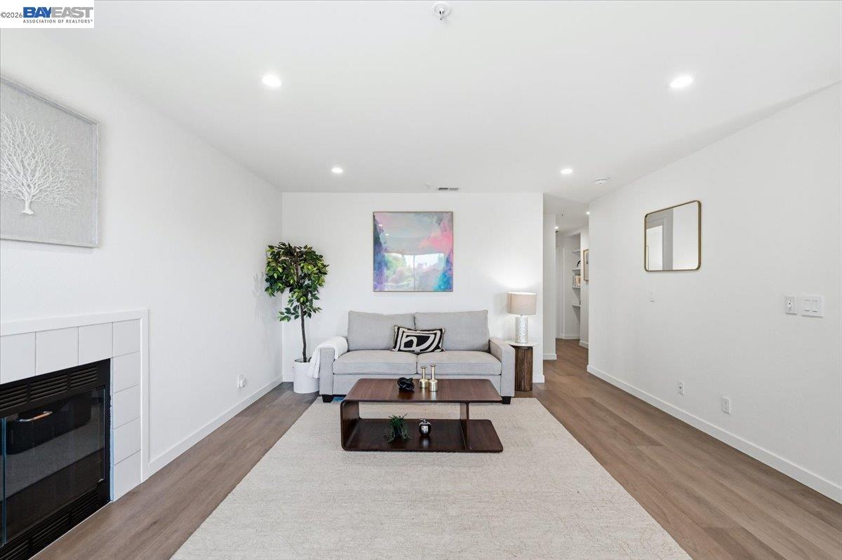 Photo #6: 41134889 Listing: Photo #6