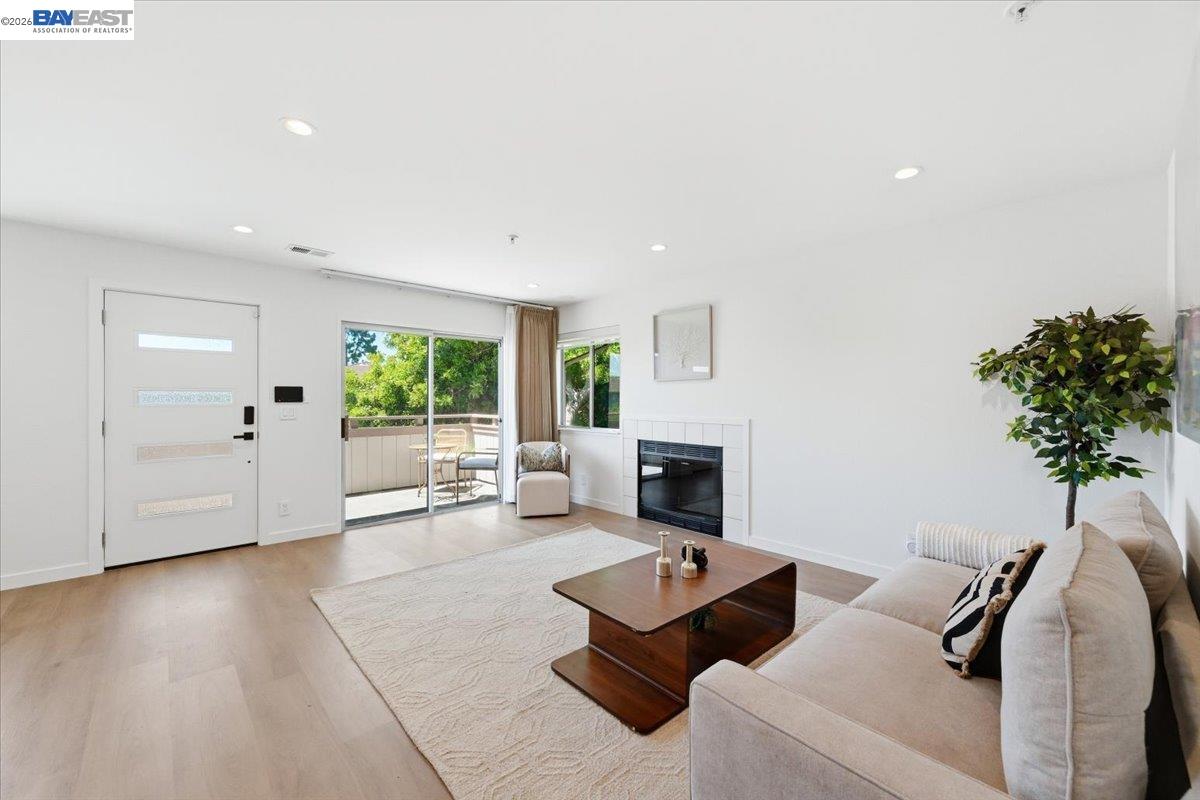 Photo #7: 41134889 Listing: Photo #7