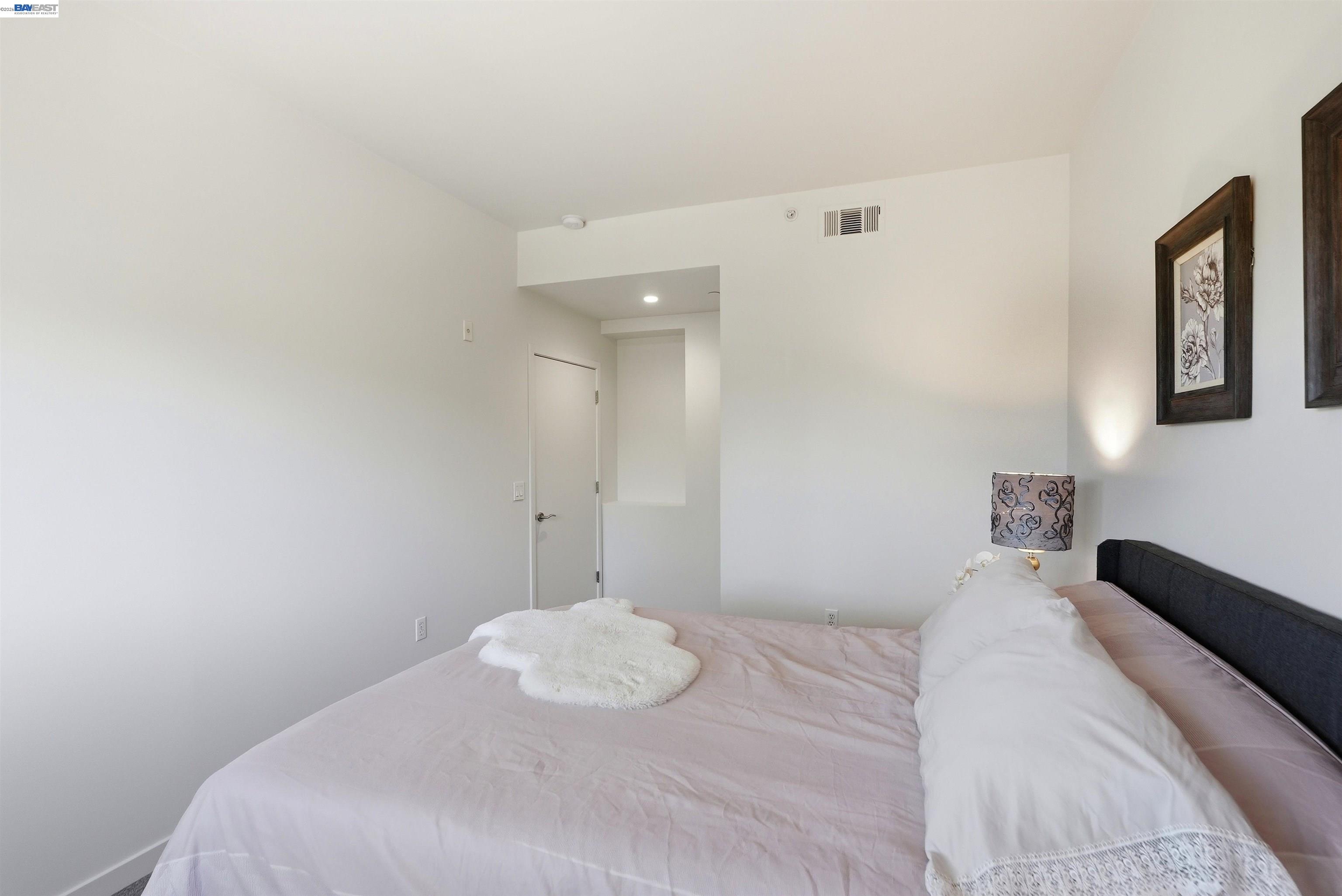 Photo #12: 41134898 Listing: Photo #12