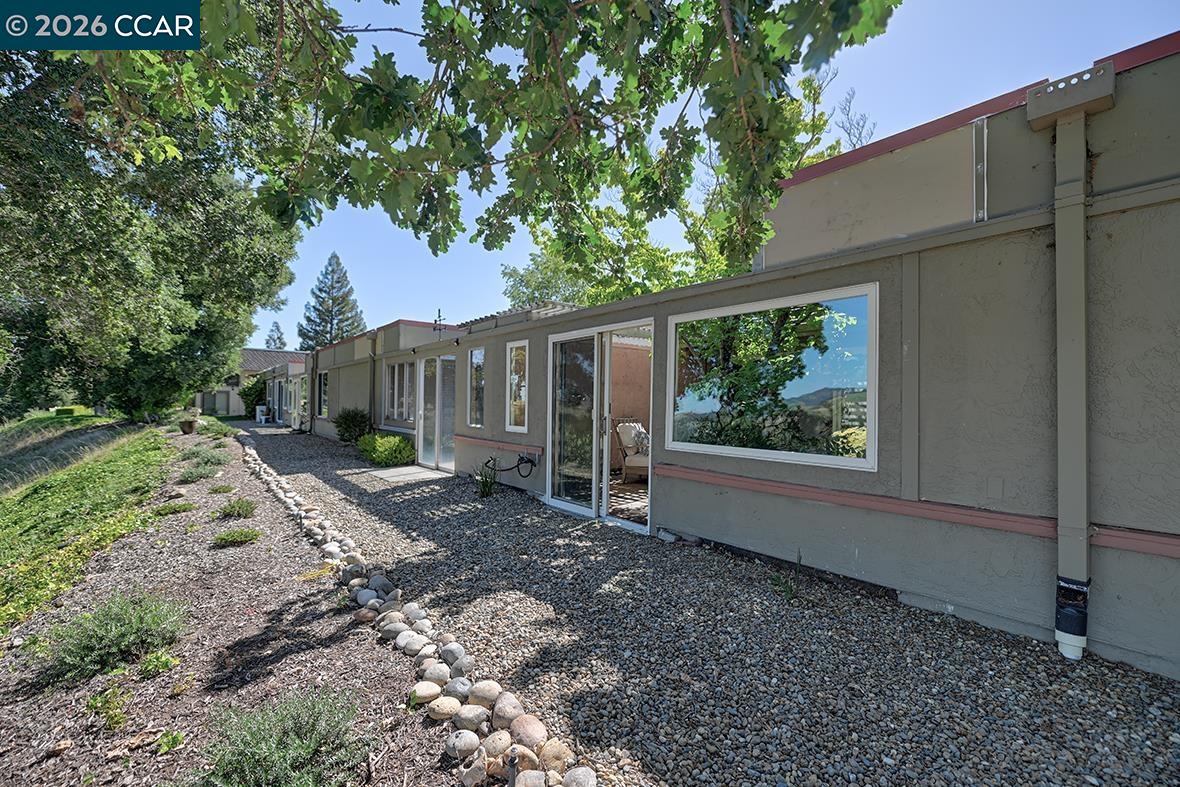 Photo #4: 41134913 Listing: Photo #4