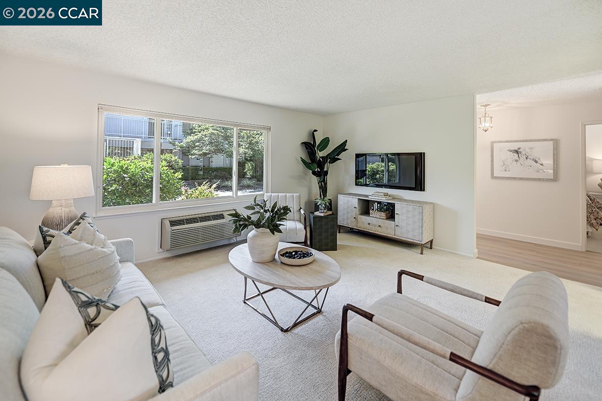 Photo #9: 41134913 Listing: Photo #9