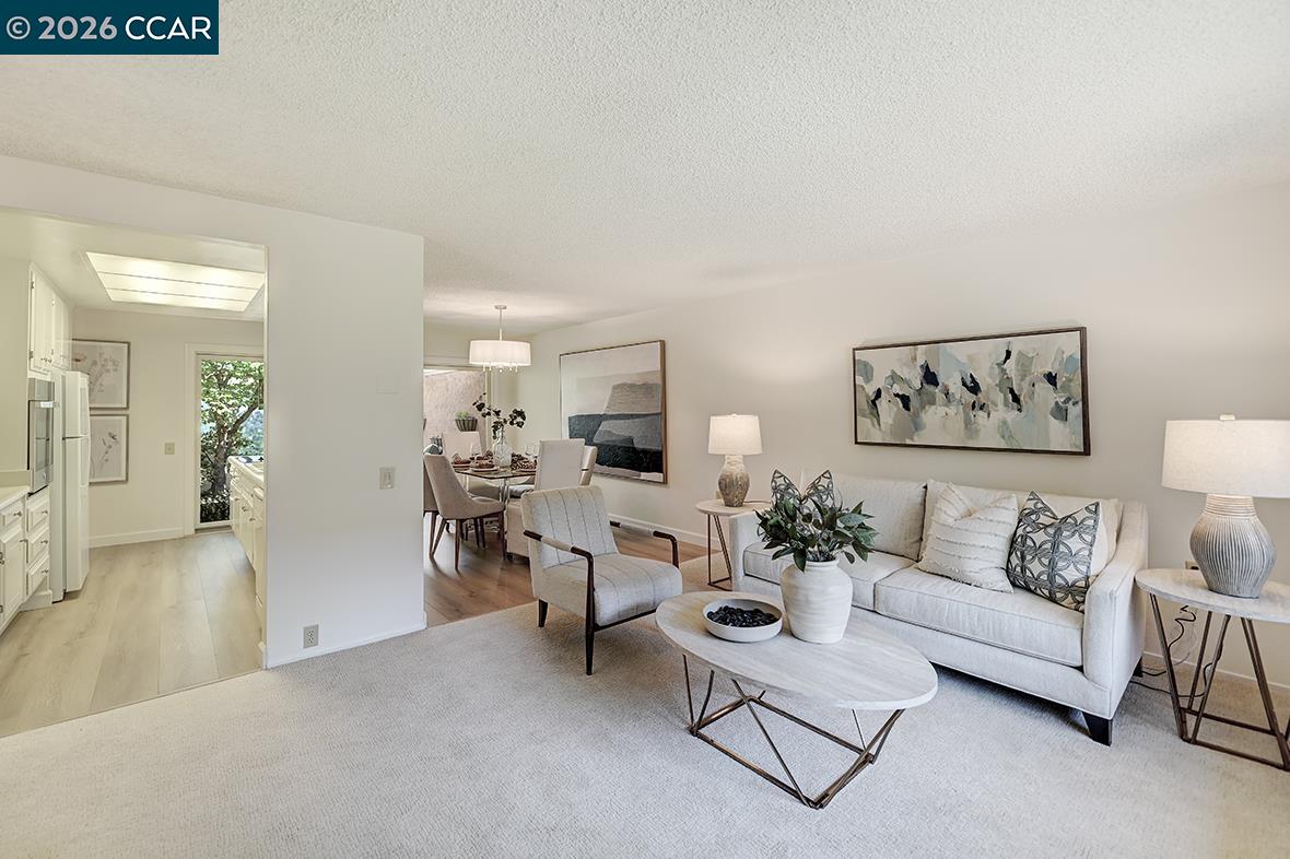 Photo #10: 41134913 Listing: Photo #10