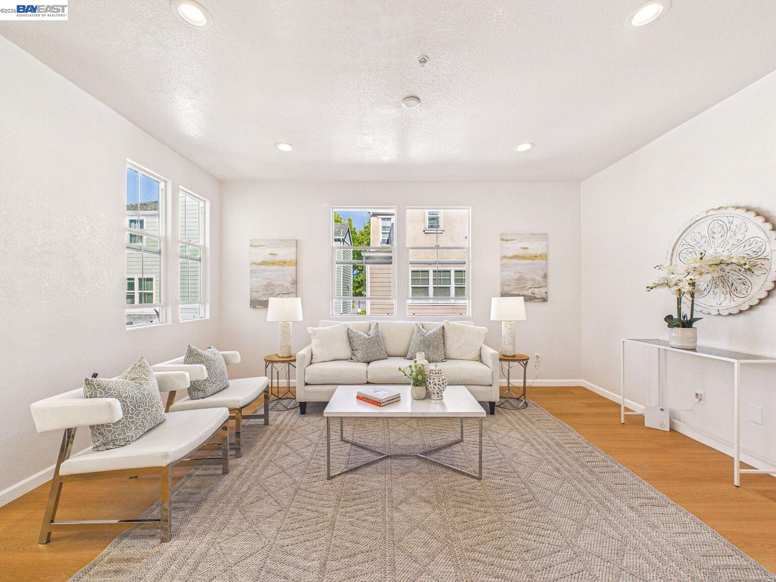 Photo #1: 41134914 Listing: Photo #1