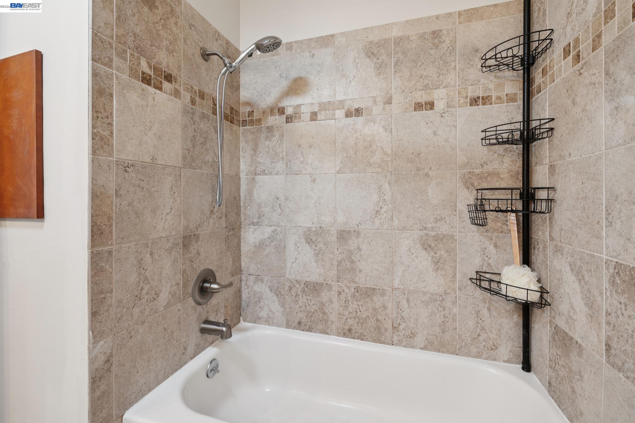 Photo #21: 41134922 Listing: Photo #21