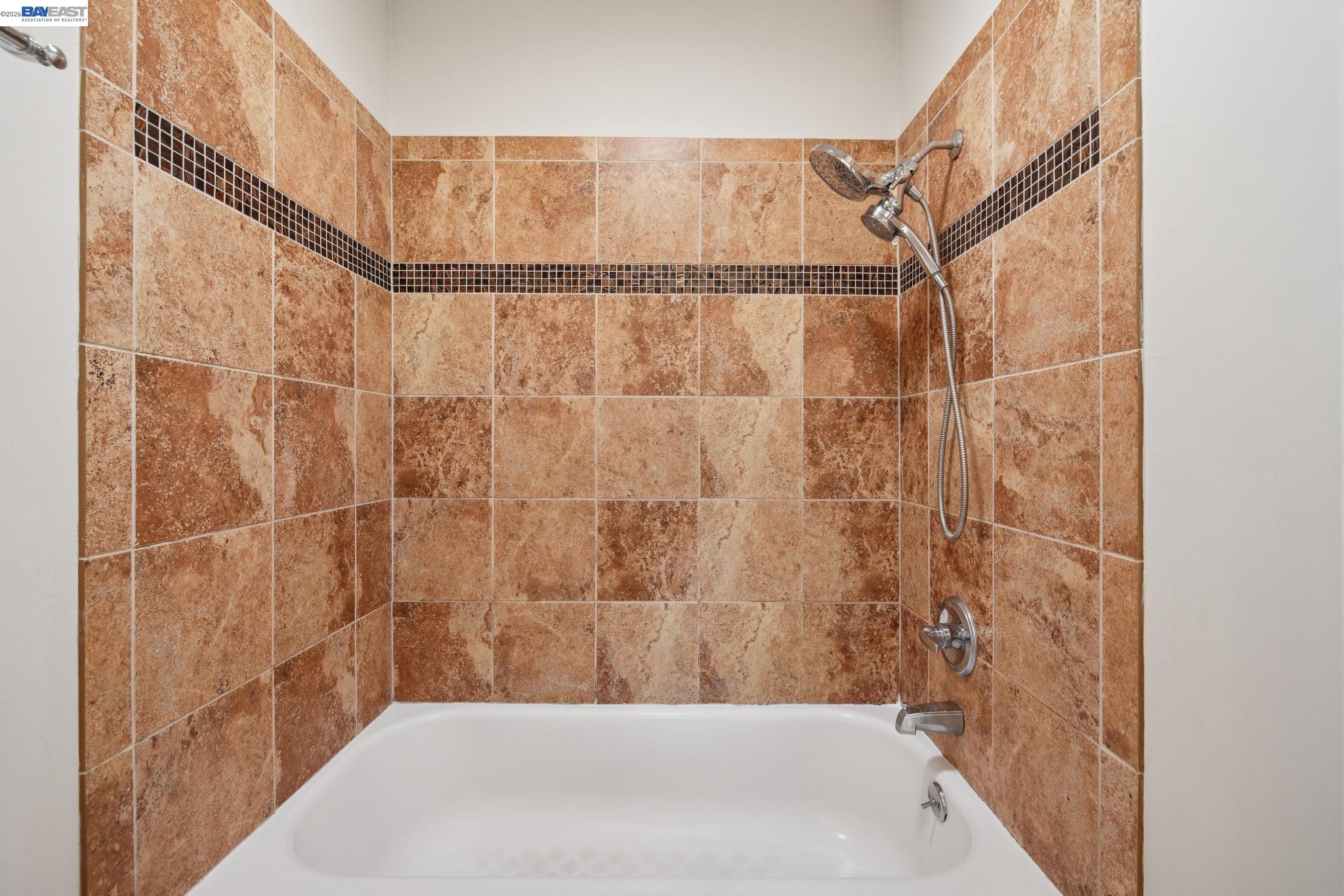 Photo #27: 41134922 Listing: Photo #27
