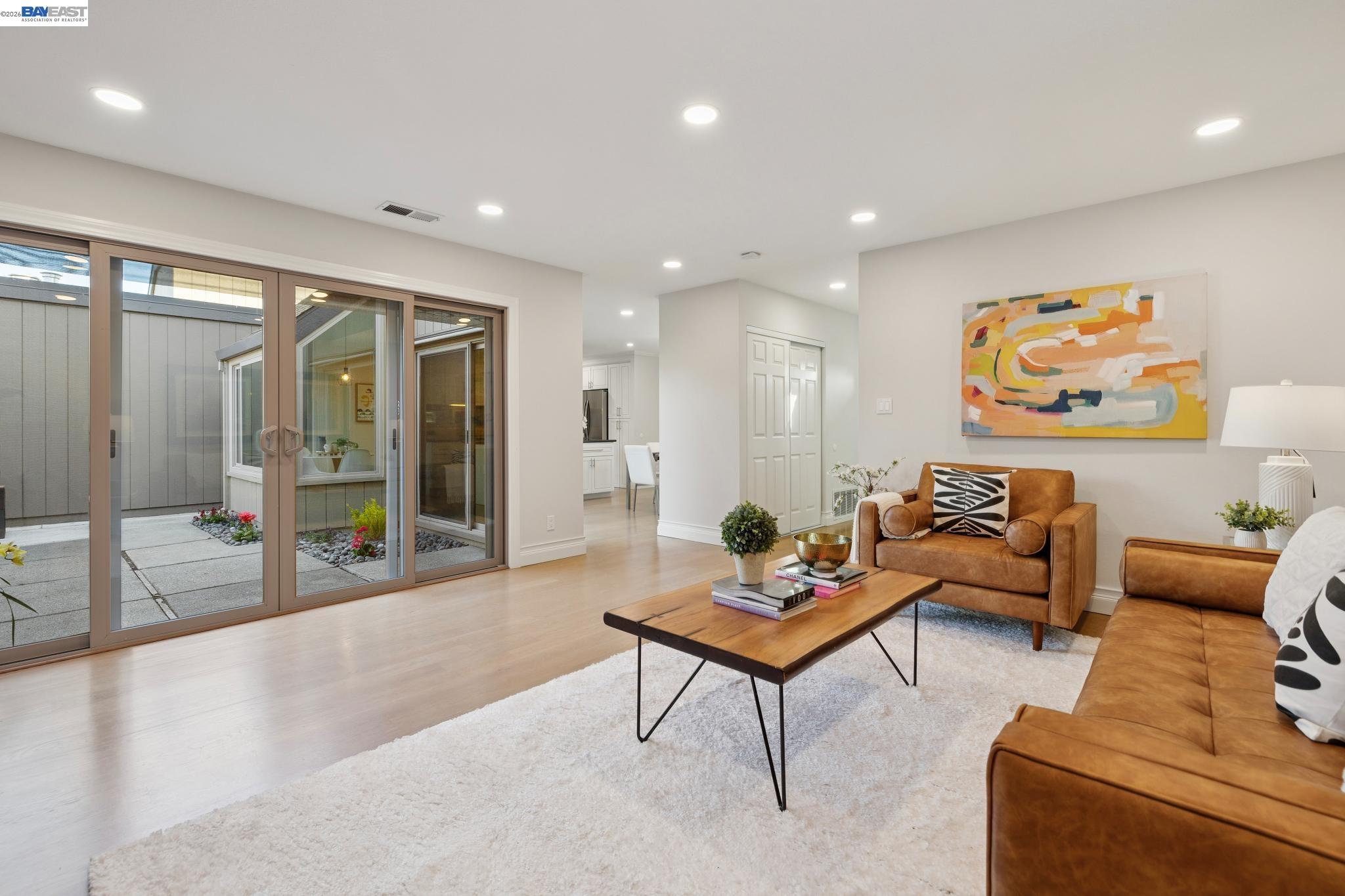 Photo #6: 41134922 Listing: Photo #6