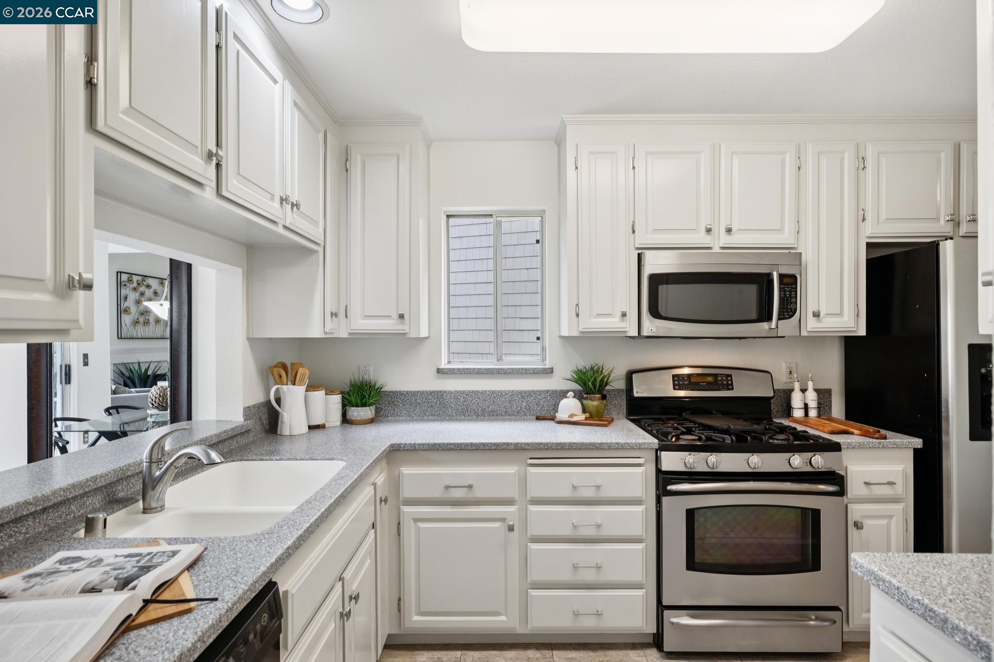 Photo #15: 41134929 Listing: Photo #15