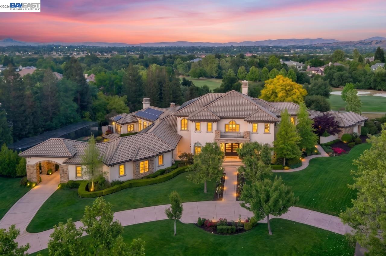 Featured listings
