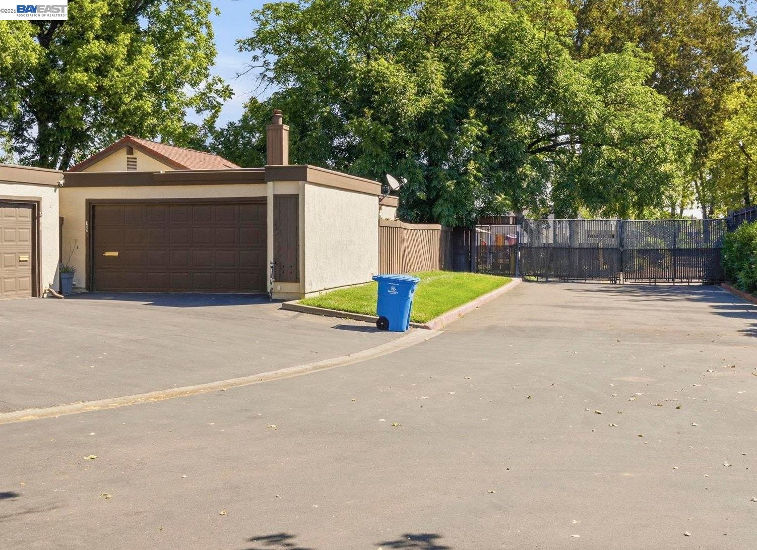 165 Fairoaks Dr, Vacaville CA 95688 — photo 31