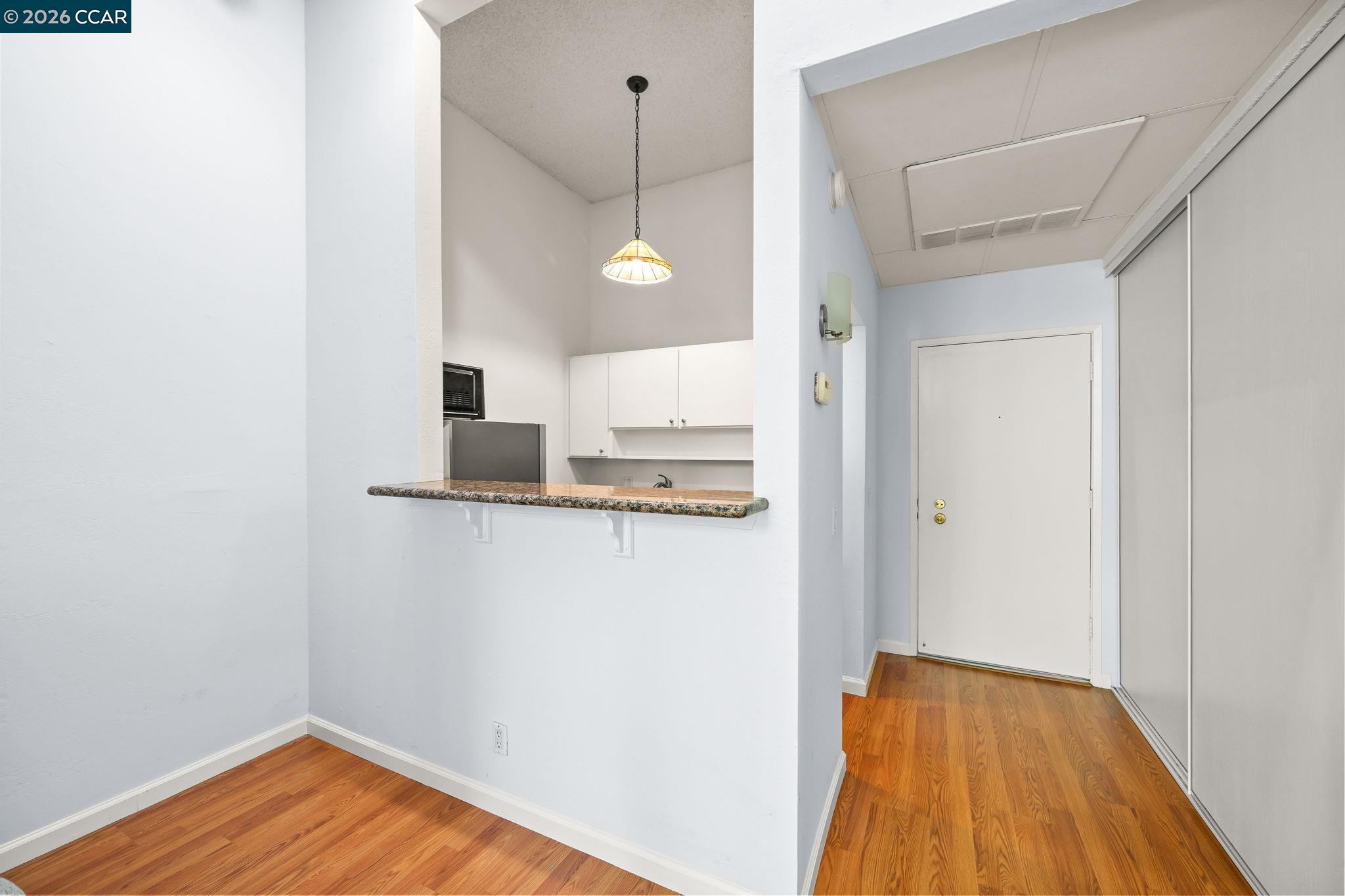 Photo #6: 41134951 Listing: Photo #6