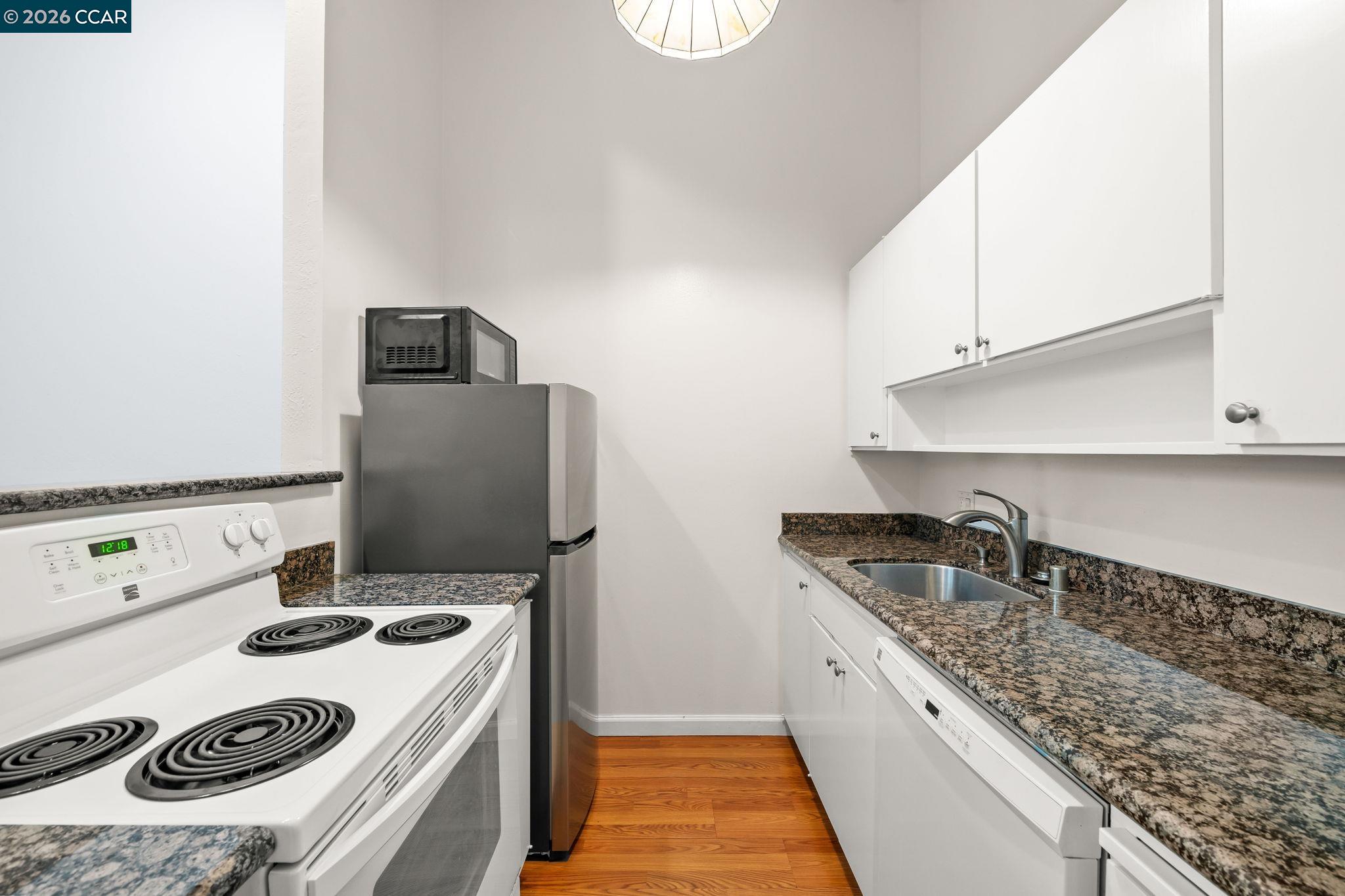 Photo #9: 41134951 Listing: Photo #9