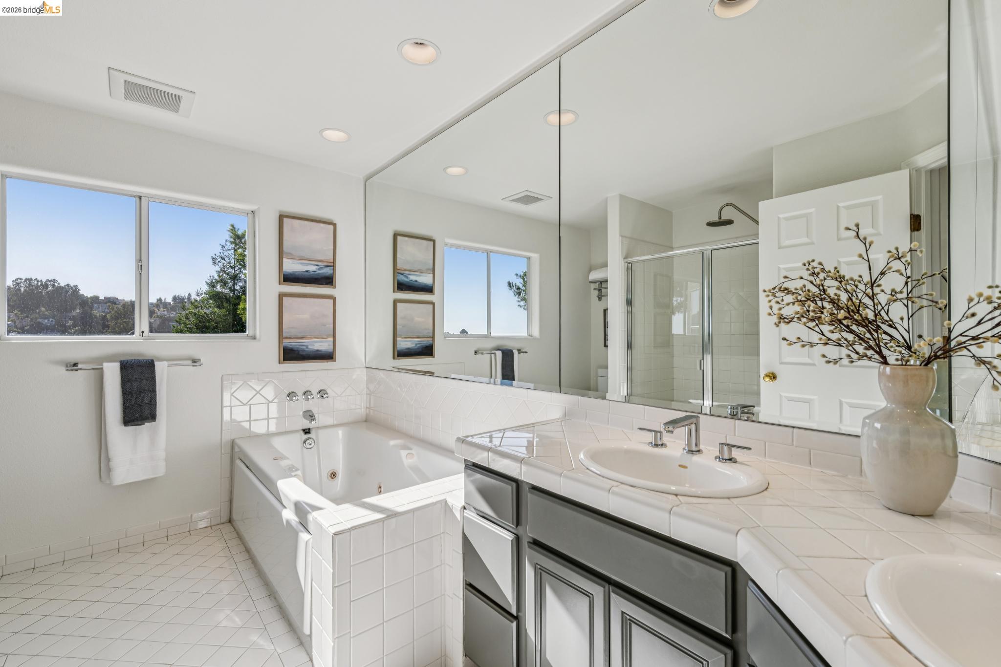 35 Bay Forest Ct, Oakland CA 94611 — photo 43