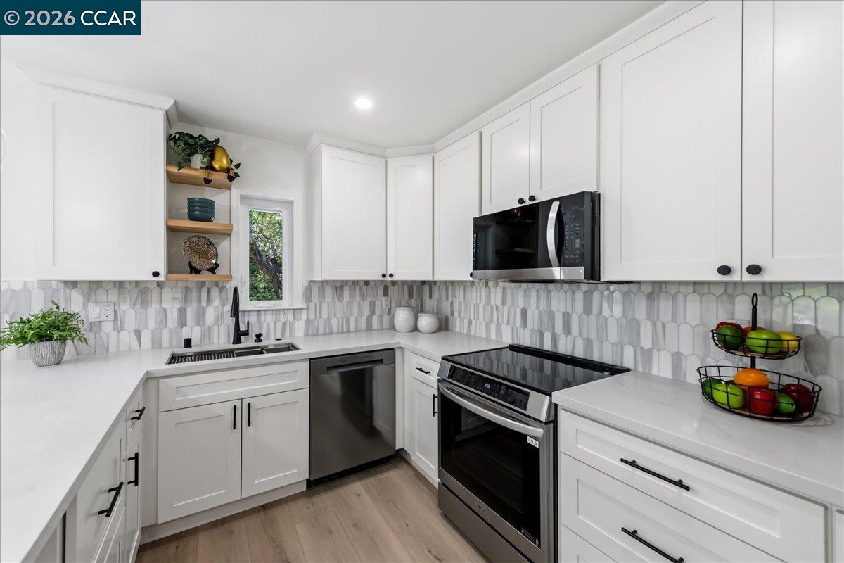 Photo #9: 41135029 Listing: Photo #9