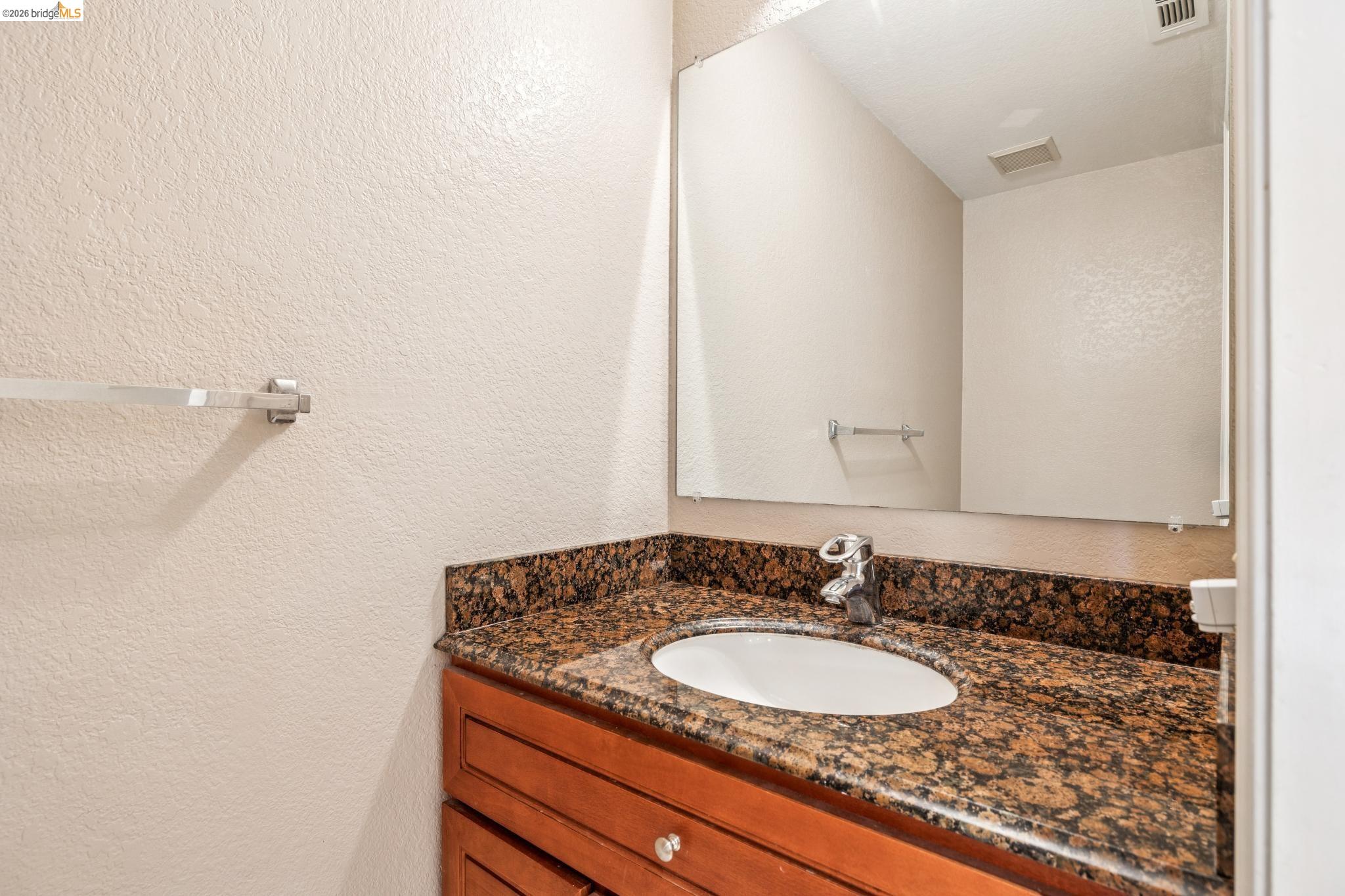 Photo #10: 41135046 Listing: Photo #10