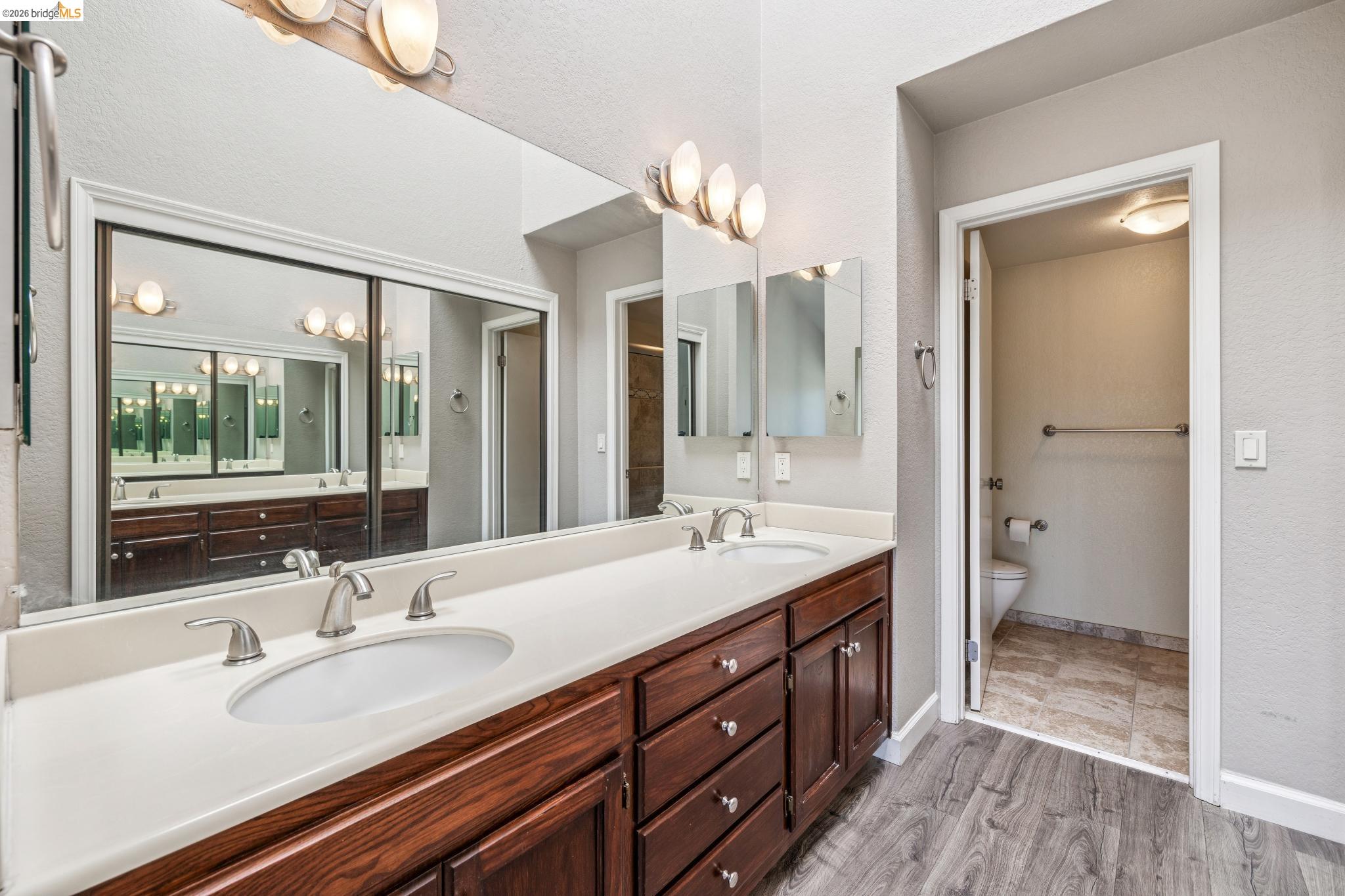 Photo #25: 41135046 Listing: Photo #25