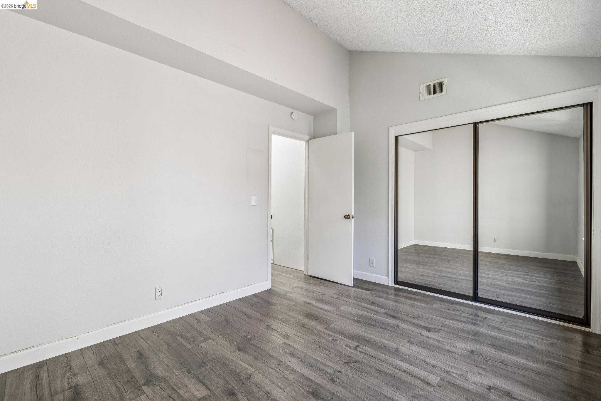 Photo #31: 41135046 Listing: Photo #31