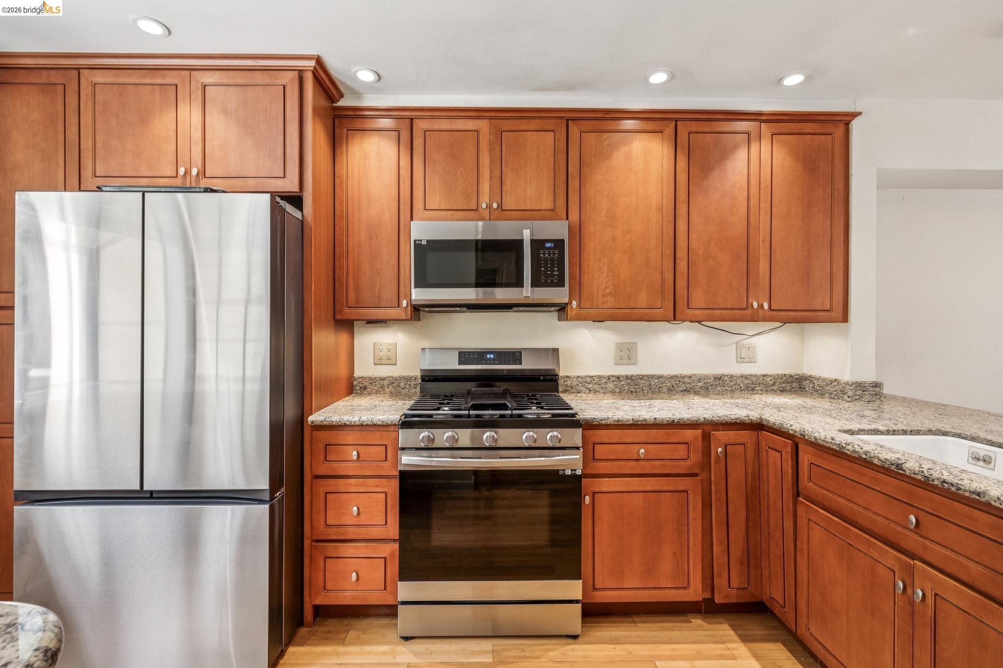 Photo #4: 41135046 Listing: Photo #4