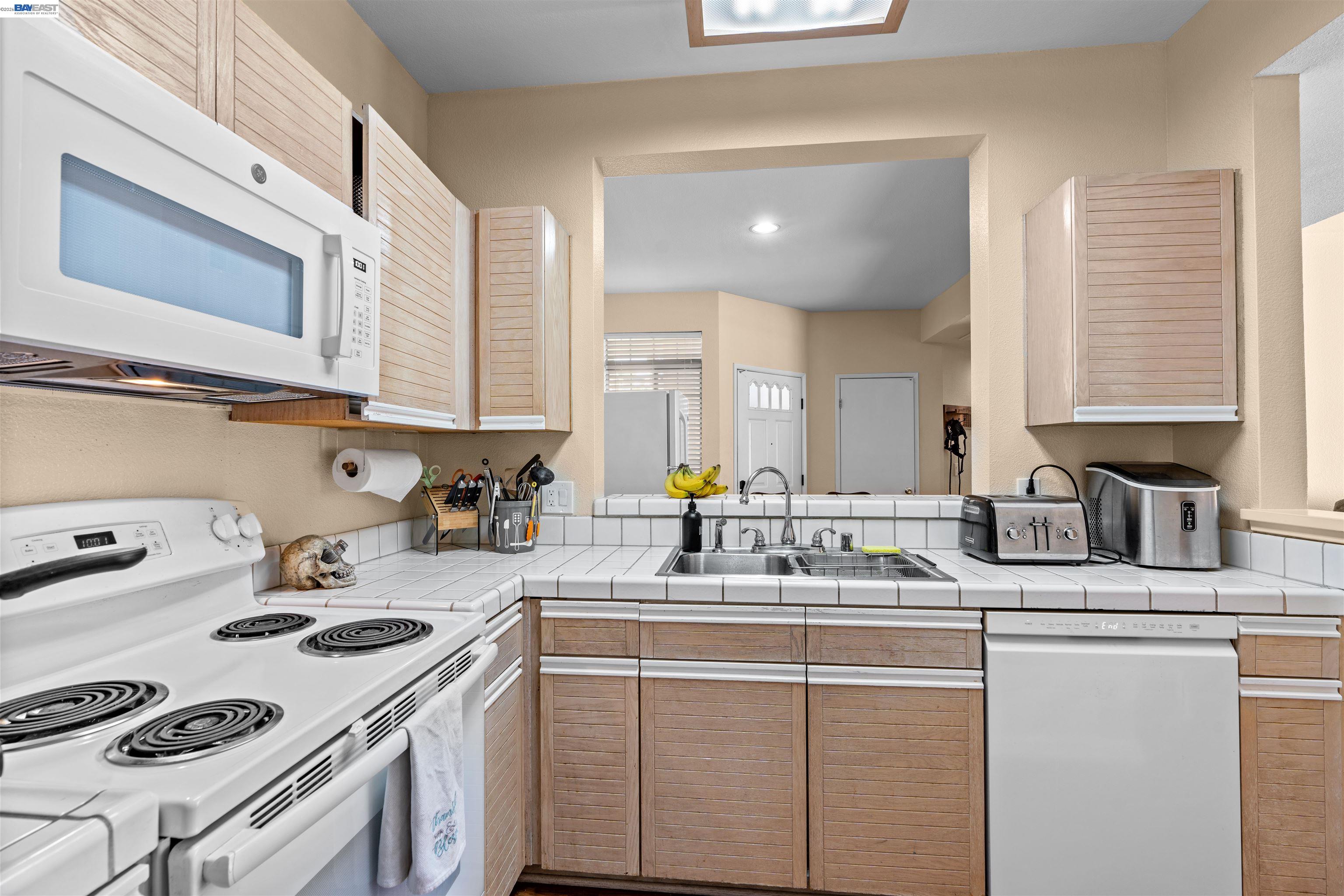 Photo #16: 41135049 Listing: Photo #16