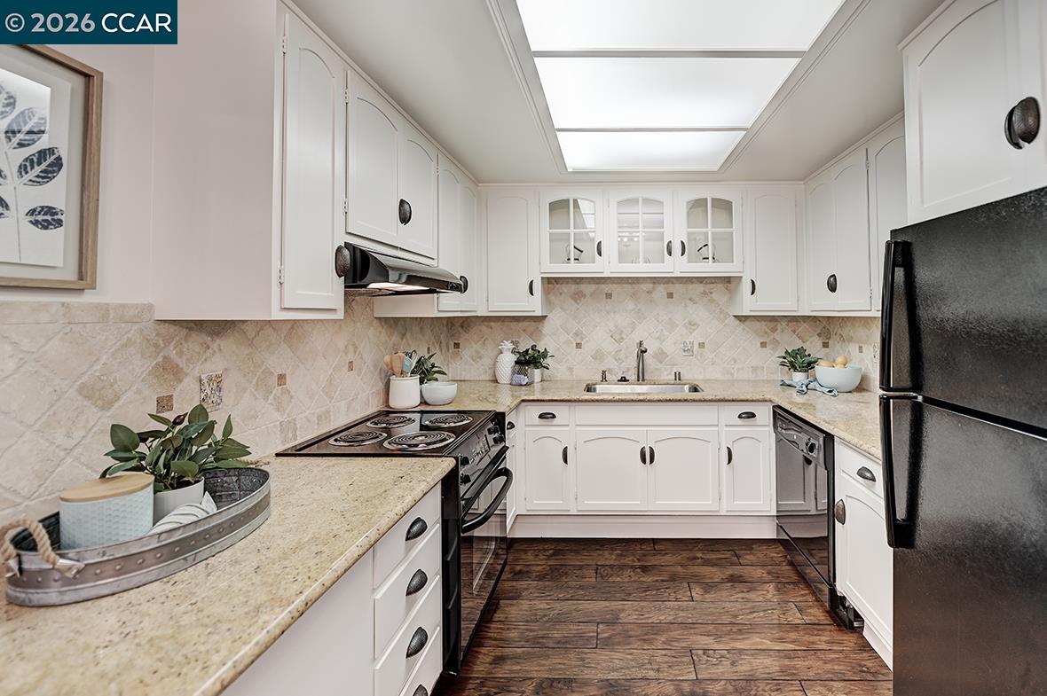 Photo #11: 41135073 Listing: Photo #11