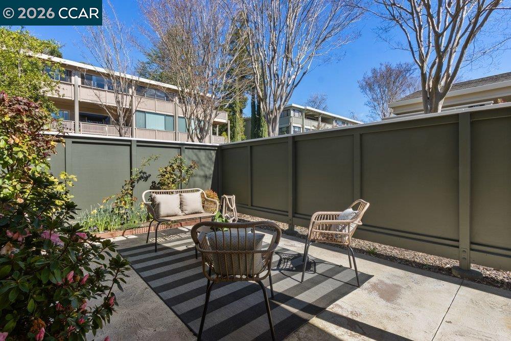 Photo #5: 41135077 Listing: Photo #5