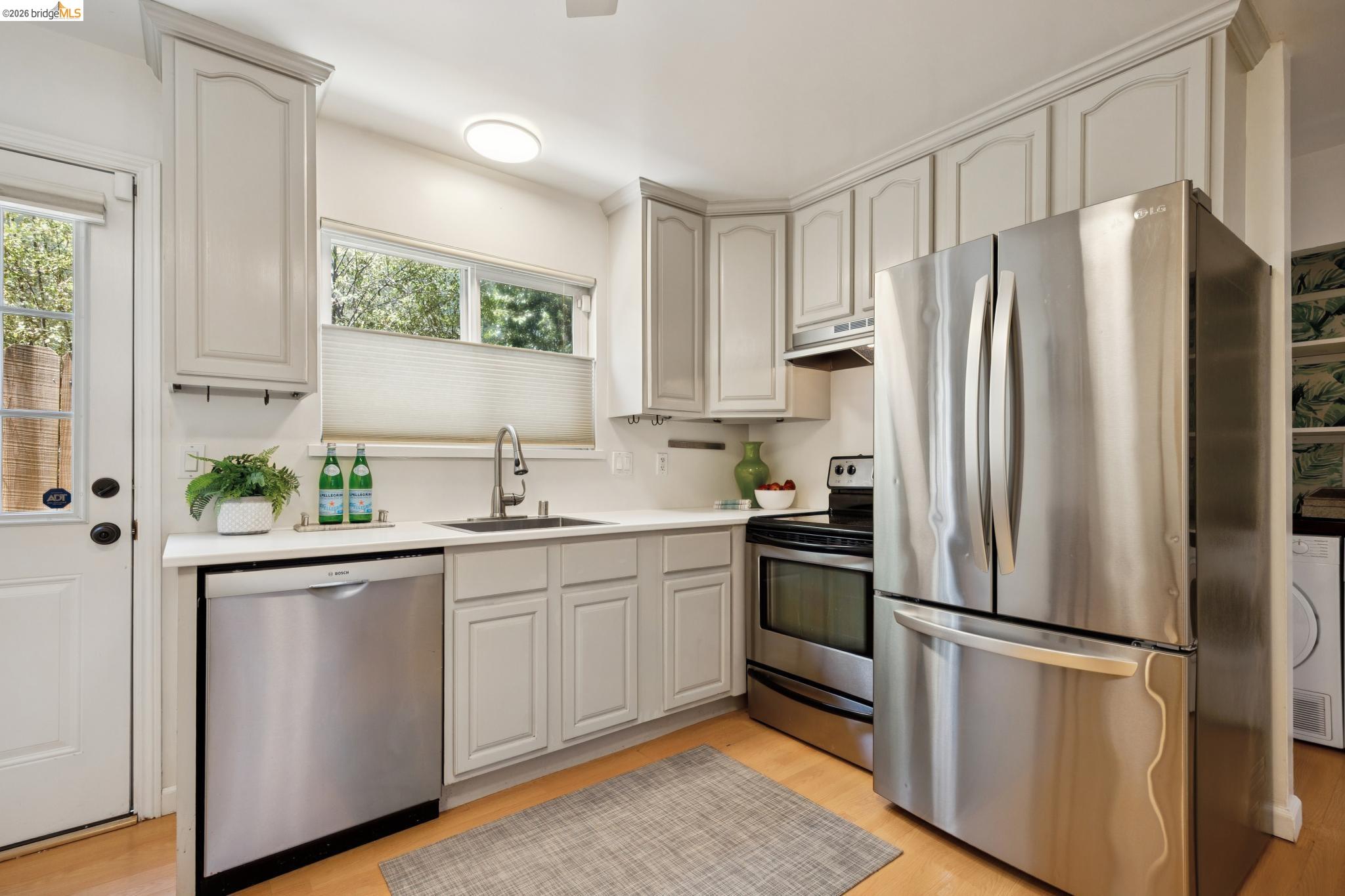 Photo #10: 41135083 Listing: Photo #10