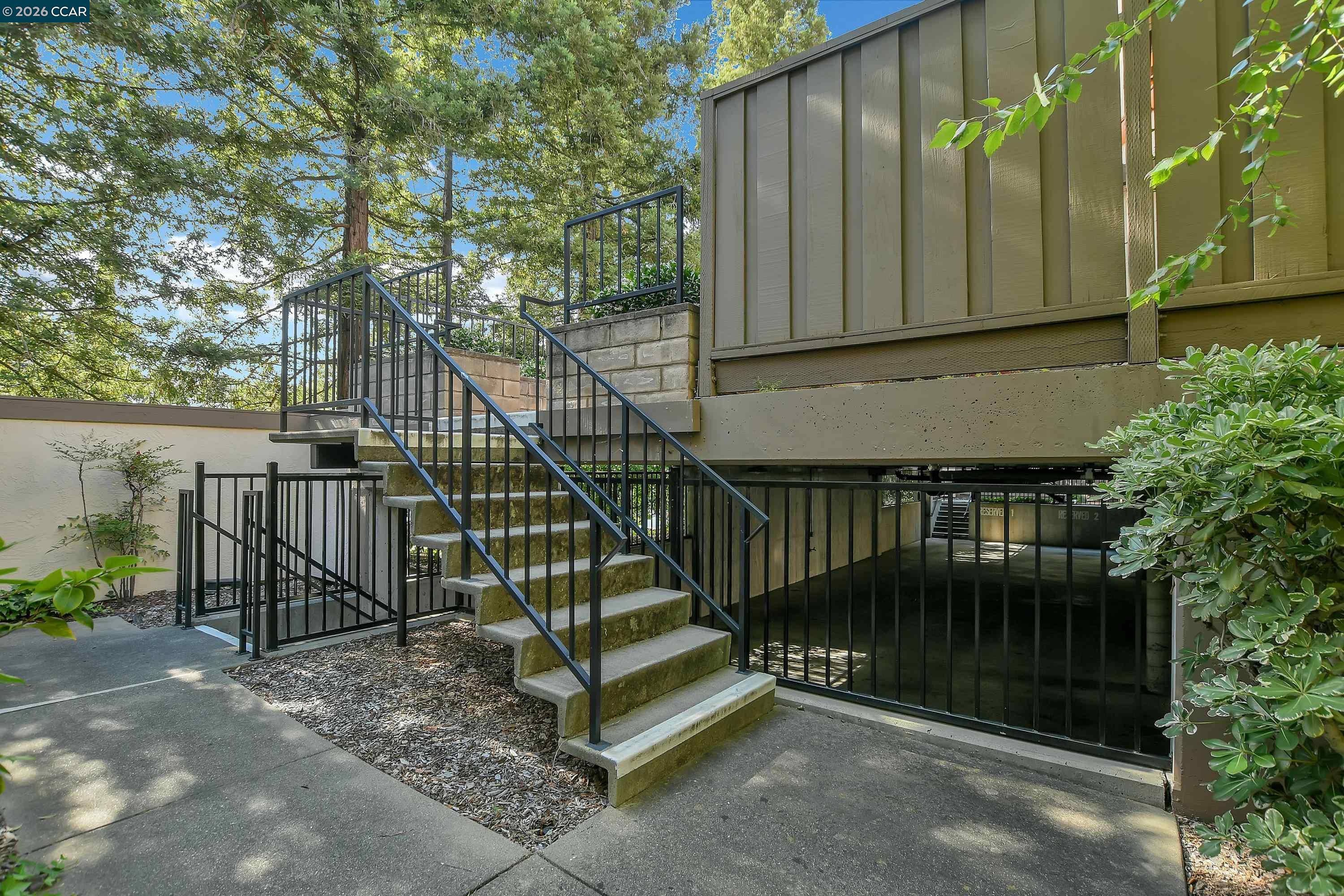 Photo #24: 41135101 Listing: Photo #24