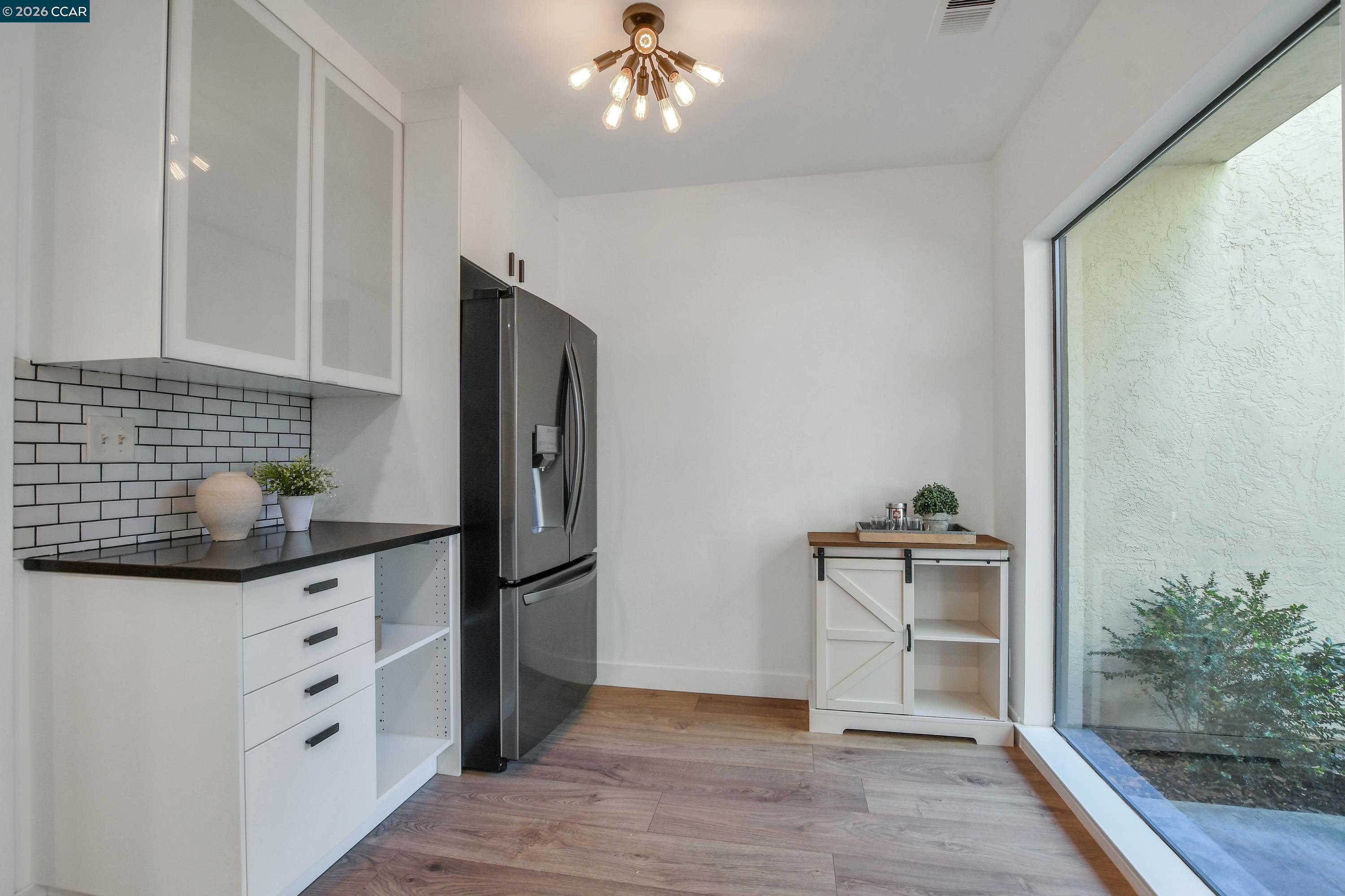 Photo #8: 41135101 Listing: Photo #8