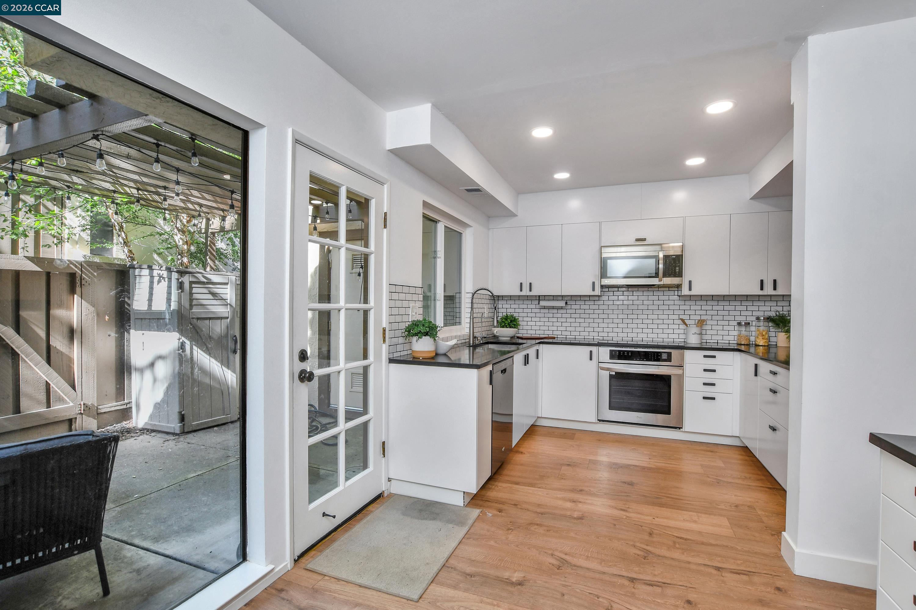 Photo #9: 41135101 Listing: Photo #9